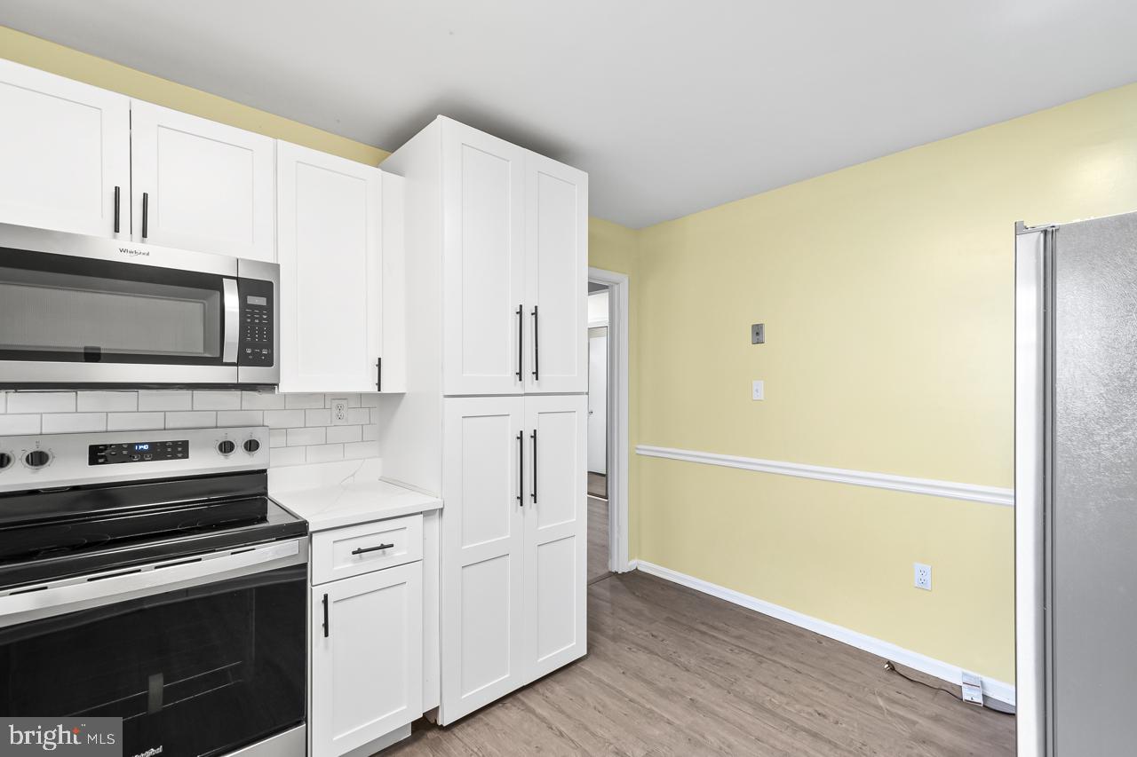 312 HOLLY CT, HERNDON, Virginia 20170, 5 Bedrooms Bedrooms, ,2 BathroomsBathrooms,Residential,For sale,312 HOLLY CT,VAFX2268292 MLS # VAFX2268292