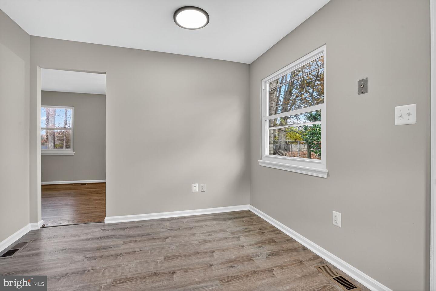 2561 PAXTON ST, WOODBRIDGE, Virginia 22192, 5 Bedrooms Bedrooms, ,2 BathroomsBathrooms,Residential,For sale,2561 PAXTON ST,VAPW2104546 MLS # VAPW2104546