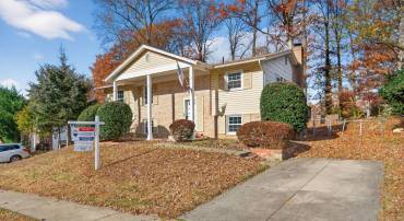 2561 PAXTON ST, WOODBRIDGE, Virginia 22192, 5 Bedrooms Bedrooms, ,2 BathroomsBathrooms,Residential,For sale,2561 PAXTON ST,VAPW2104546 MLS # VAPW2104546