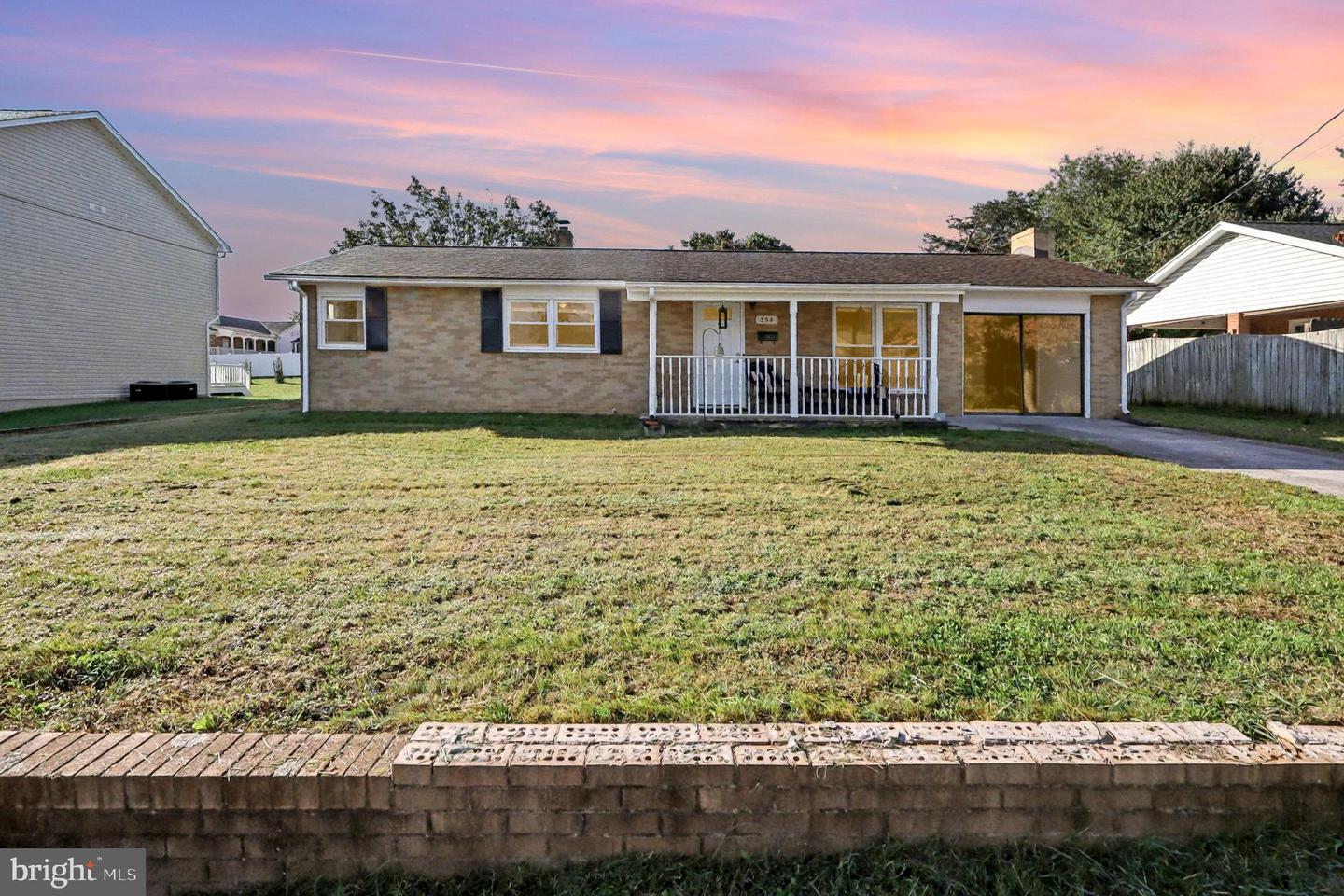 334 W 11TH ST, FRONT ROYAL, Virginia 22630, 3 Bedrooms Bedrooms, ,1 BathroomBathrooms,Residential,For sale,334 W 11TH ST,VAWR2012406 MLS # VAWR2012406