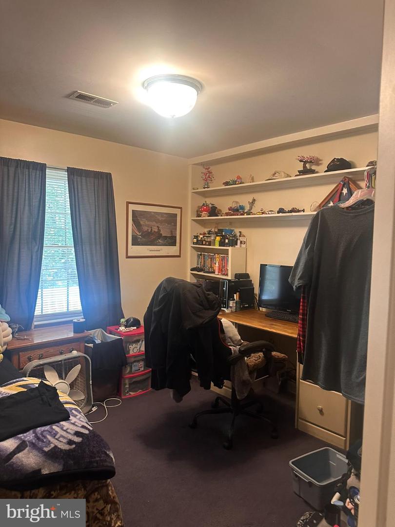 305 JACKSON ST, WARRENTON, Virginia 20186, 3 Bedrooms Bedrooms, 9 Rooms Rooms,2 BathroomsBathrooms,Residential,For sale,305 JACKSON ST,VAFQ2018448 MLS # VAFQ2018448