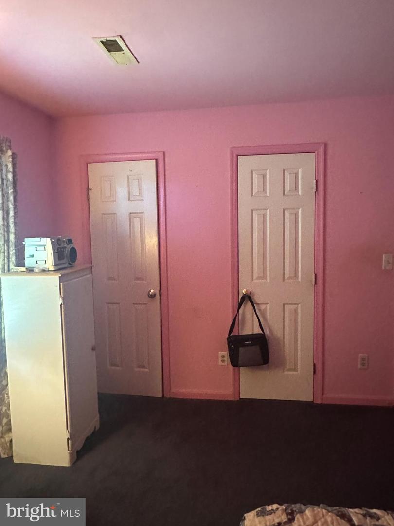 305 JACKSON ST, WARRENTON, Virginia 20186, 3 Bedrooms Bedrooms, 9 Rooms Rooms,2 BathroomsBathrooms,Residential,For sale,305 JACKSON ST,VAFQ2018448 MLS # VAFQ2018448