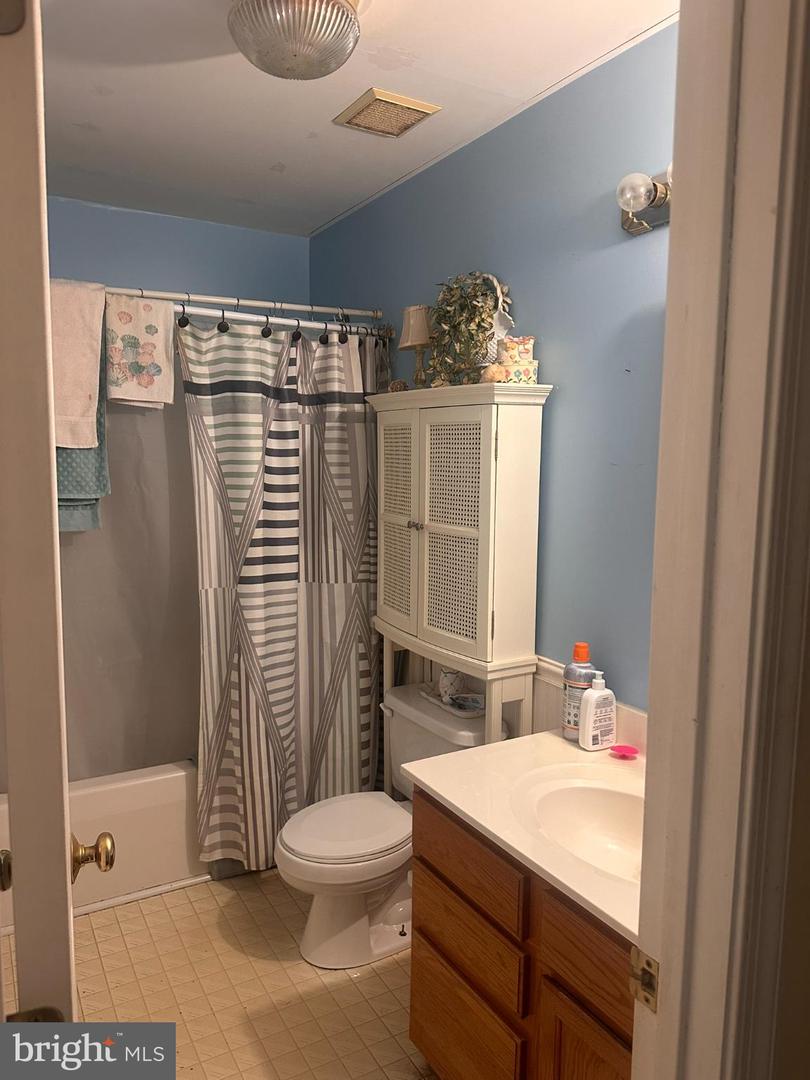 305 JACKSON ST, WARRENTON, Virginia 20186, 3 Bedrooms Bedrooms, 9 Rooms Rooms,2 BathroomsBathrooms,Residential,For sale,305 JACKSON ST,VAFQ2018448 MLS # VAFQ2018448