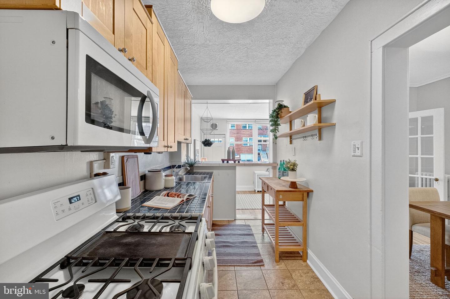424 23RD PL NE, WASHINGTON, District Of Columbia 20002, 2 Bedrooms Bedrooms, ,1 BathroomBathrooms,Residential,For sale,424 23RD PL NE,DCDC2224234 MLS # DCDC2224234