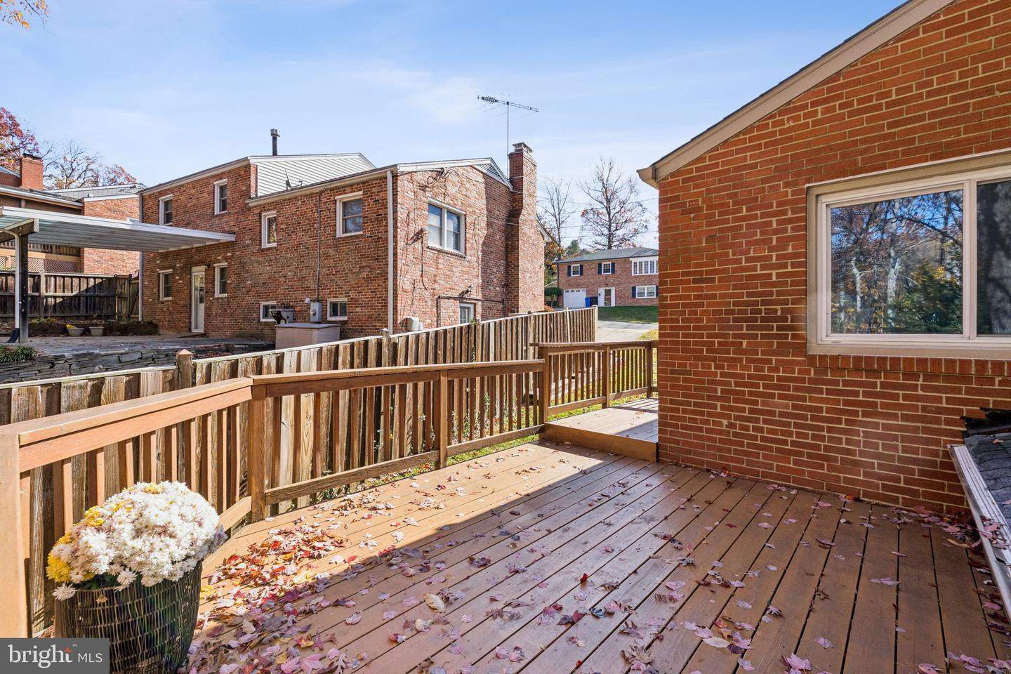 641 S GREENBRIER ST, ARLINGTON, Virginia 22204, 5 Bedrooms Bedrooms, ,2 BathroomsBathrooms,Residential,For sale,641 S GREENBRIER ST,VAAR2064298 MLS # VAAR2064298