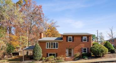 641 S GREENBRIER ST, ARLINGTON, Virginia 22204, 5 Bedrooms Bedrooms, ,2 BathroomsBathrooms,Residential,For sale,641 S GREENBRIER ST,VAAR2064298 MLS # VAAR2064298