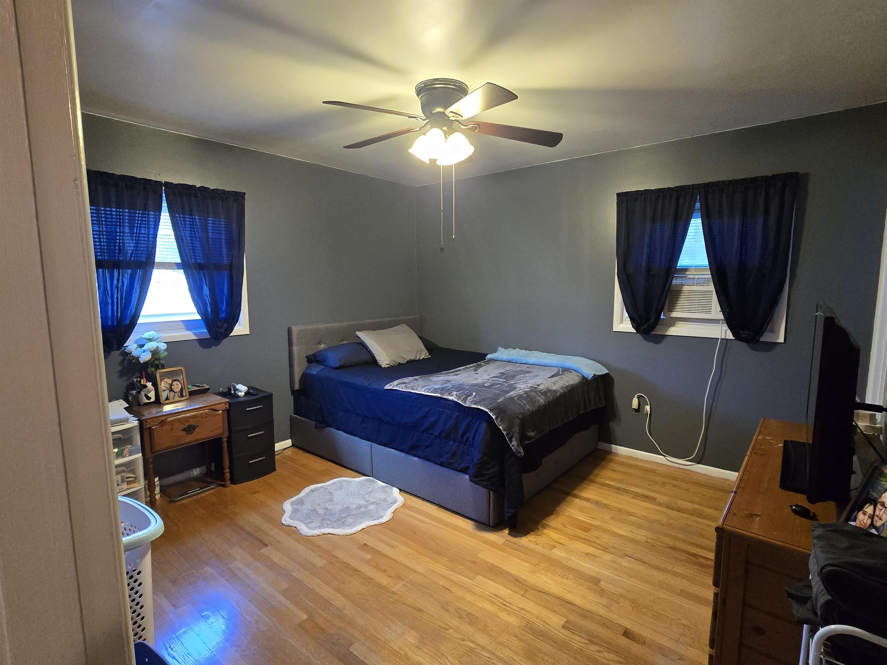 351 CAMPBELL ST, STAUNTON, Virginia 24401, 3 Bedrooms Bedrooms, ,1 BathroomBathrooms,Residential,351 CAMPBELL ST,671027 MLS # 671027