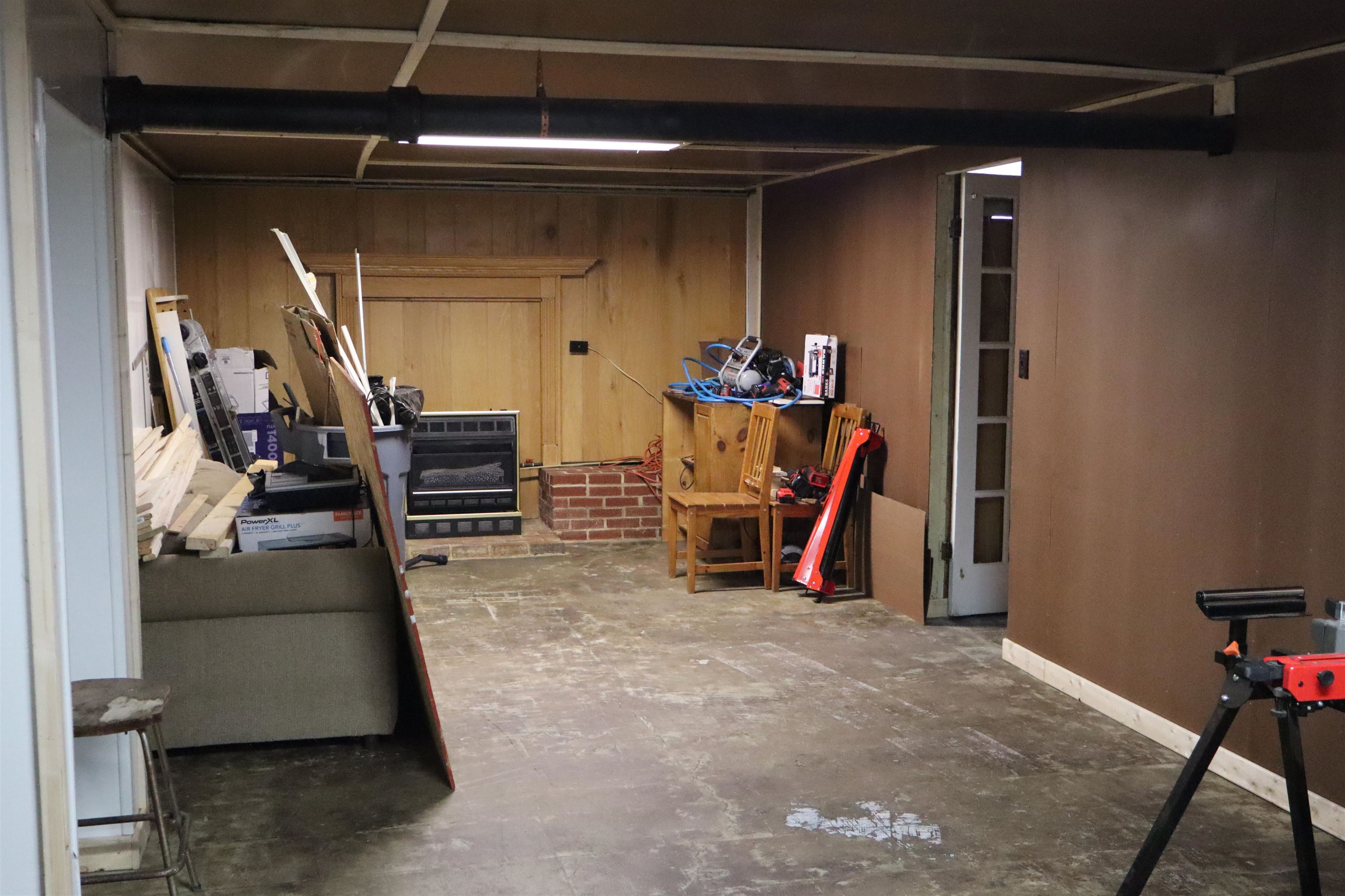 351 CAMPBELL ST, STAUNTON, Virginia 24401, 3 Bedrooms Bedrooms, ,1 BathroomBathrooms,Residential,351 CAMPBELL ST,671027 MLS # 671027