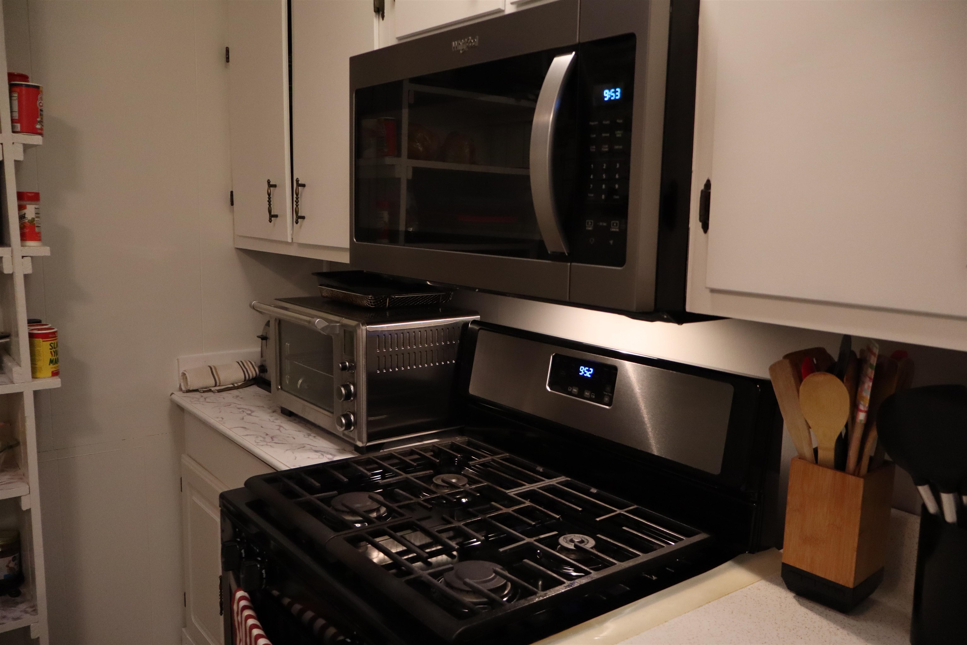 351 CAMPBELL ST, STAUNTON, Virginia 24401, 3 Bedrooms Bedrooms, ,1 BathroomBathrooms,Residential,351 CAMPBELL ST,671027 MLS # 671027