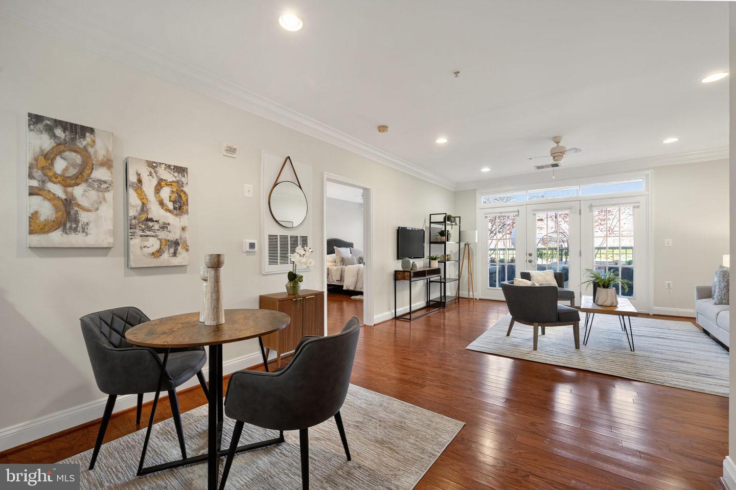 1115 CAMERON ST #119, ALEXANDRIA, Virginia 22314, 2 Bedrooms Bedrooms, ,2 BathroomsBathrooms,Residential,For sale,1115 CAMERON ST #119,VAAX2050470 MLS # VAAX2050470