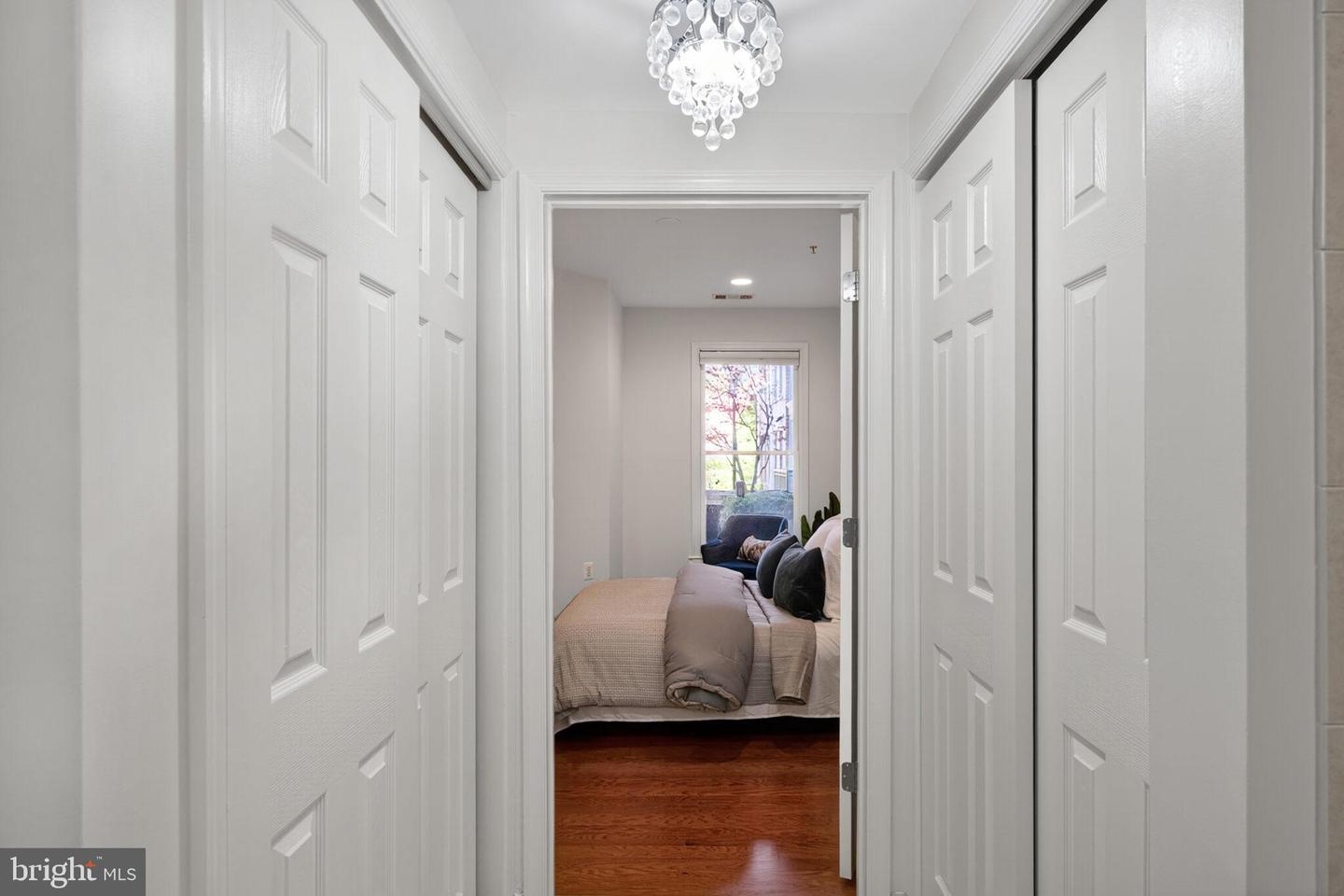 1115 CAMERON ST #119, ALEXANDRIA, Virginia 22314, 2 Bedrooms Bedrooms, ,2 BathroomsBathrooms,Residential,For sale,1115 CAMERON ST #119,VAAX2050470 MLS # VAAX2050470