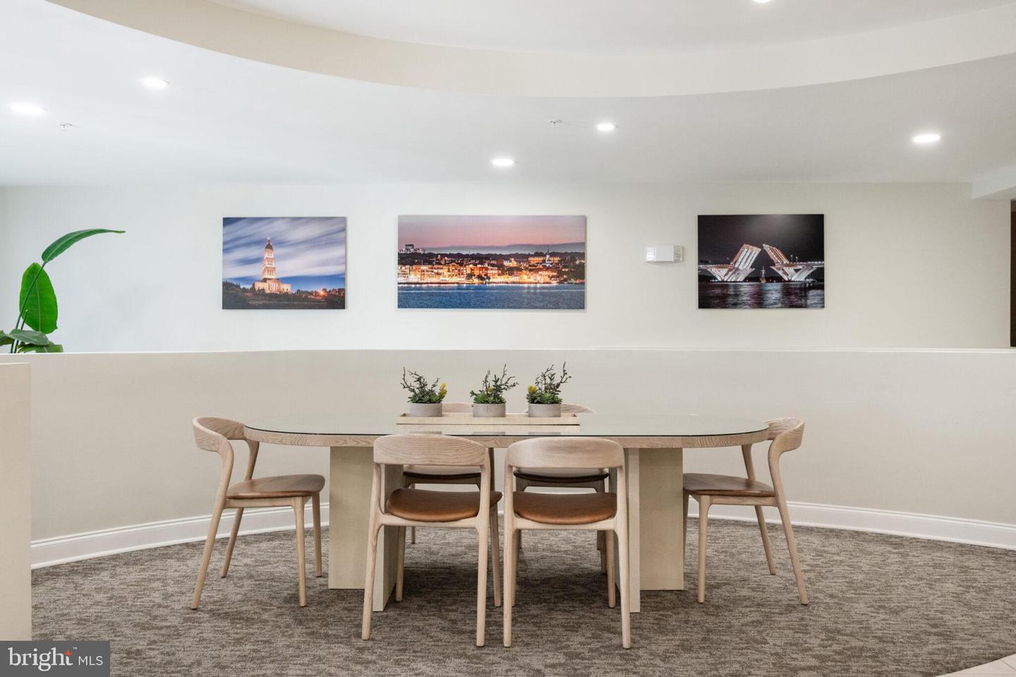 1115 CAMERON ST #119, ALEXANDRIA, Virginia 22314, 2 Bedrooms Bedrooms, ,2 BathroomsBathrooms,Residential,For sale,1115 CAMERON ST #119,VAAX2050470 MLS # VAAX2050470