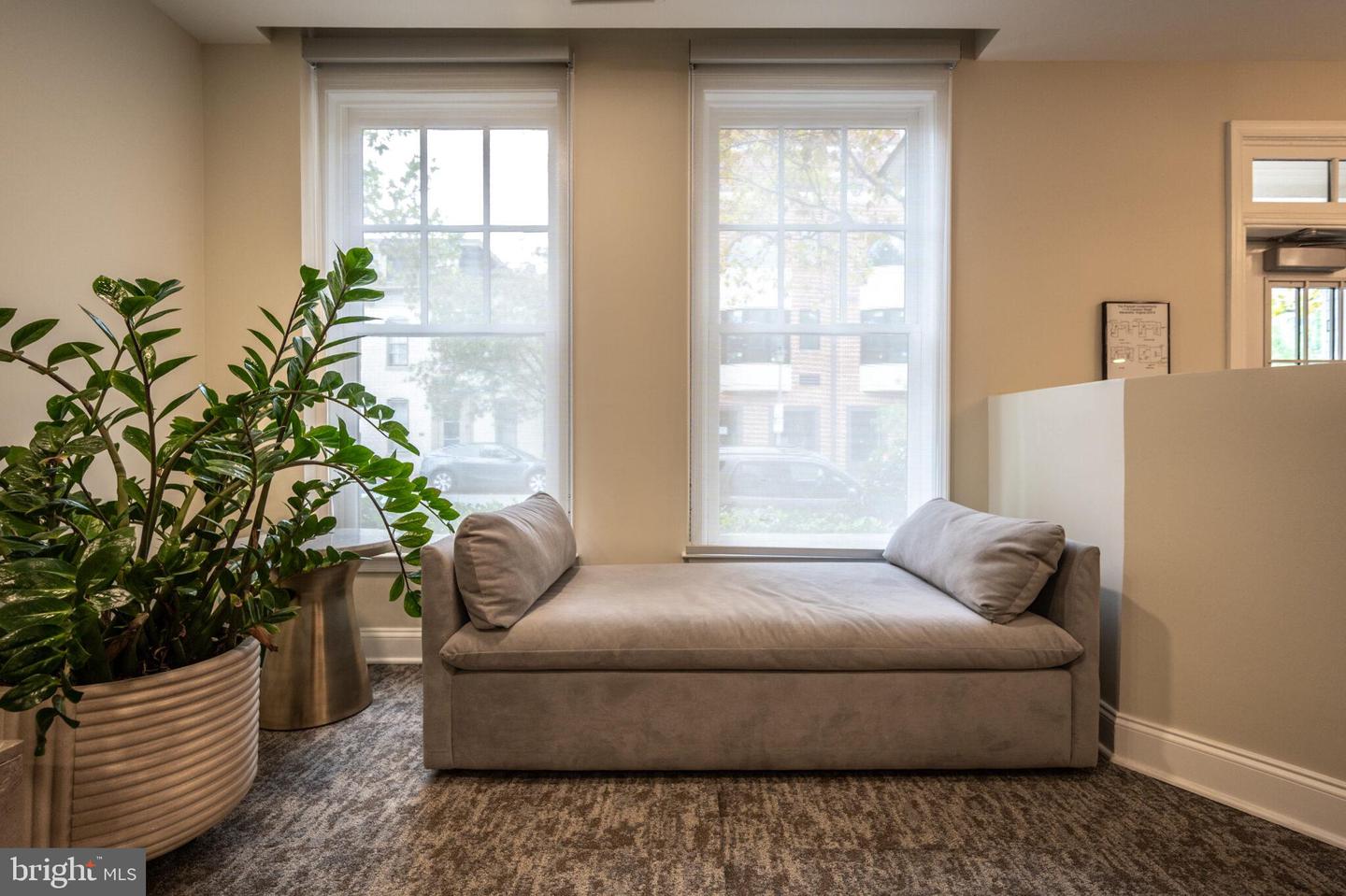 1115 CAMERON ST #119, ALEXANDRIA, Virginia 22314, 2 Bedrooms Bedrooms, ,2 BathroomsBathrooms,Residential,For sale,1115 CAMERON ST #119,VAAX2050470 MLS # VAAX2050470