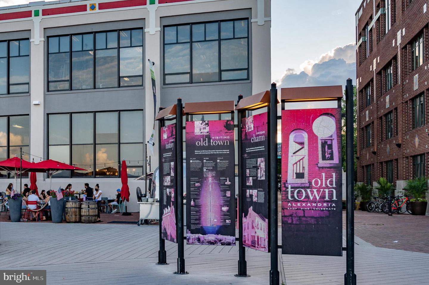 1115 CAMERON ST #119, ALEXANDRIA, Virginia 22314, 2 Bedrooms Bedrooms, ,2 BathroomsBathrooms,Residential,For sale,1115 CAMERON ST #119,VAAX2050470 MLS # VAAX2050470