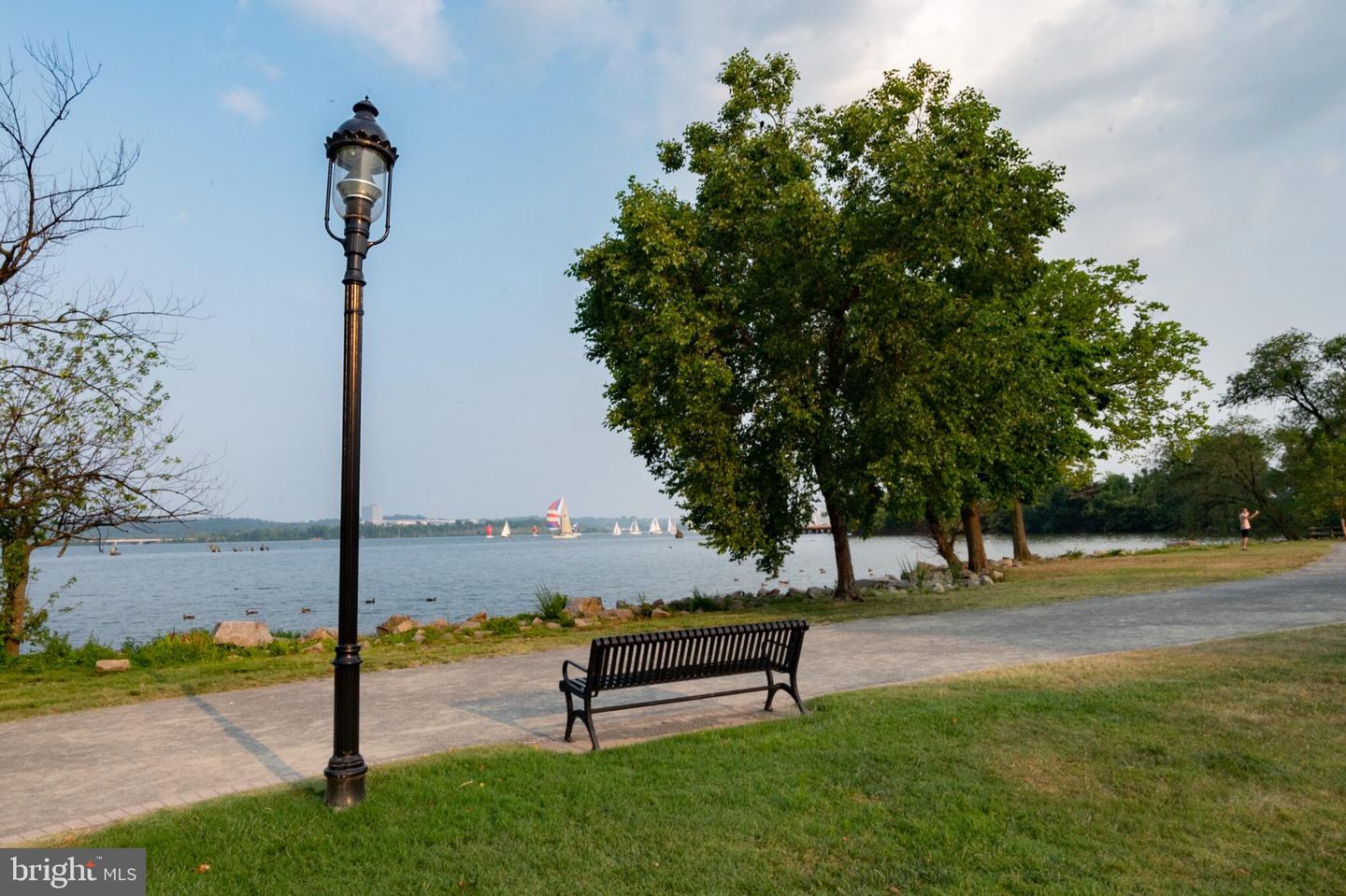 1115 CAMERON ST #119, ALEXANDRIA, Virginia 22314, 2 Bedrooms Bedrooms, ,2 BathroomsBathrooms,Residential,For sale,1115 CAMERON ST #119,VAAX2050470 MLS # VAAX2050470