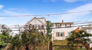 4225 GAULT PL NE, WASHINGTON, District Of Columbia 20019, 3 Bedrooms Bedrooms, 5 Rooms Rooms,2 BathroomsBathrooms,Residential,For sale,4225 GAULT PL NE,DCDC2226012 MLS # DCDC2226012