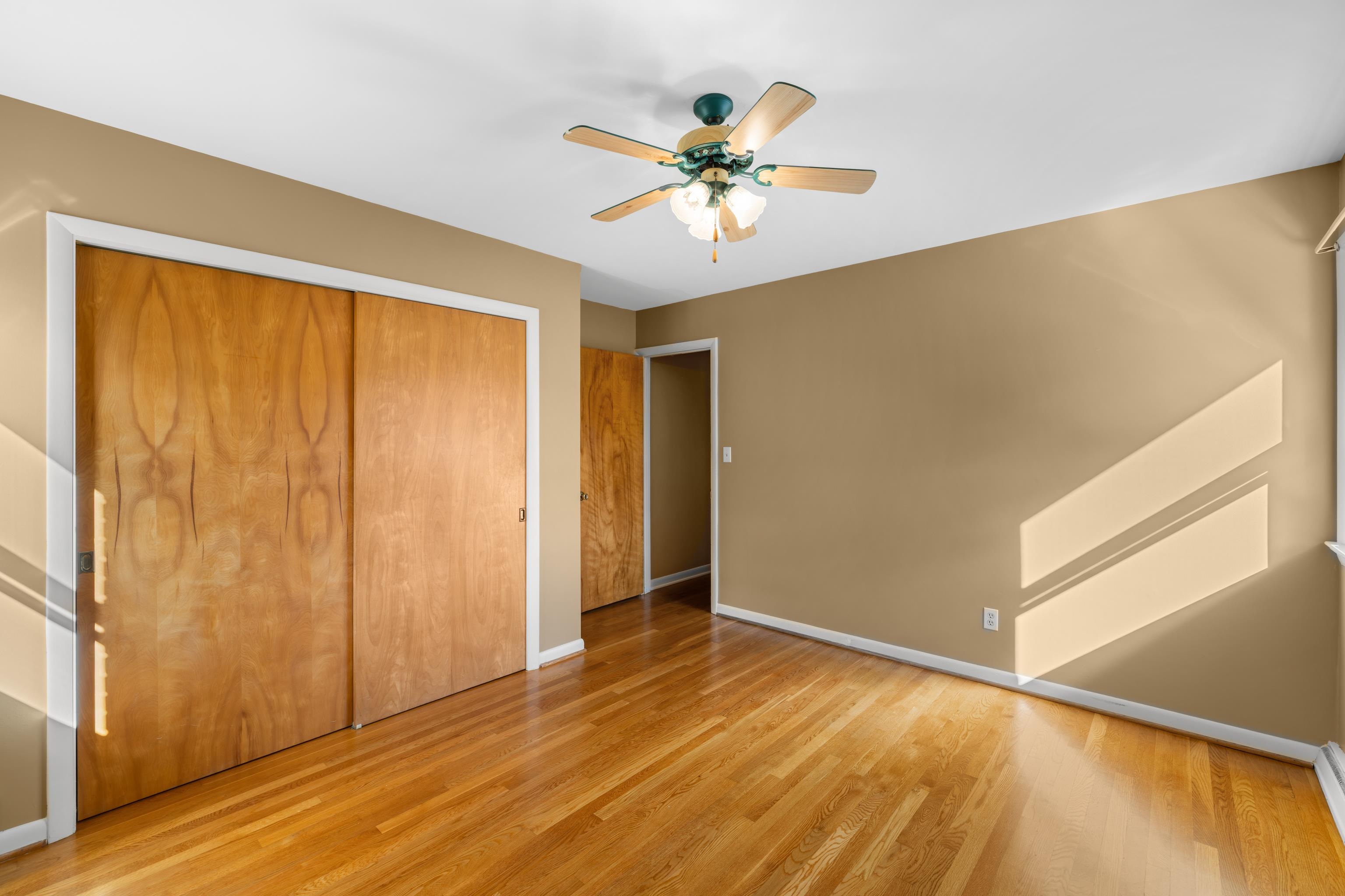 1358 KEESLING AVE, WAYNESBORO, Virginia 22980, 4 Bedrooms Bedrooms, ,1 BathroomBathrooms,Residential,1358 KEESLING AVE,671008 MLS # 671008 1358 KEESLING AVE, WAYNESBORO, Virginia 22980, 4 Bedrooms Bedrooms, ,1 BathroomBathrooms,Residential,1358 KEESLING AVE,671008 MLS # 671008