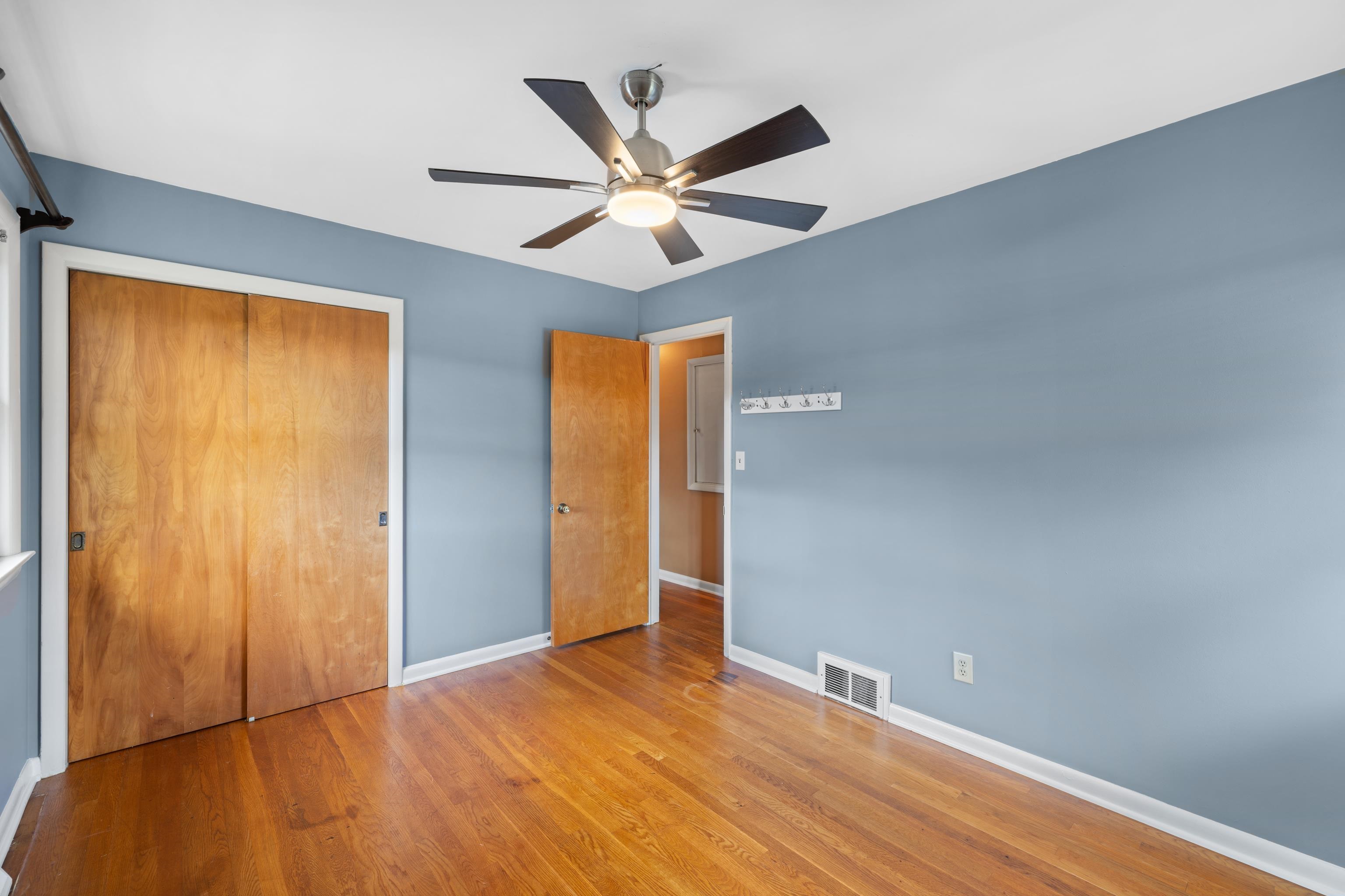 1358 KEESLING AVE, WAYNESBORO, Virginia 22980, 4 Bedrooms Bedrooms, ,1 BathroomBathrooms,Residential,1358 KEESLING AVE,671008 MLS # 671008 1358 KEESLING AVE, WAYNESBORO, Virginia 22980, 4 Bedrooms Bedrooms, ,1 BathroomBathrooms,Residential,1358 KEESLING AVE,671008 MLS # 671008