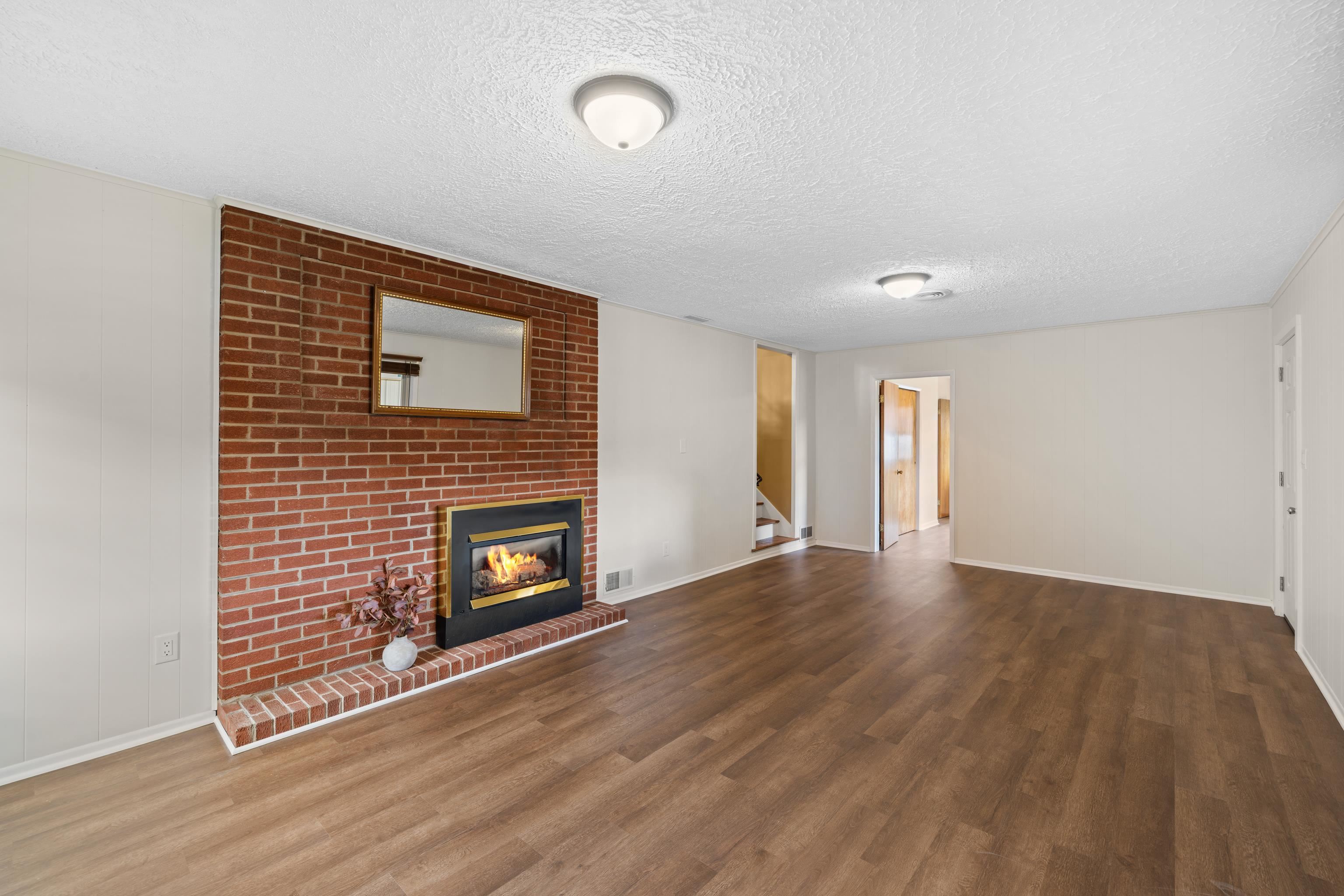 1358 KEESLING AVE, WAYNESBORO, Virginia 22980, 4 Bedrooms Bedrooms, ,1 BathroomBathrooms,Residential,1358 KEESLING AVE,671008 MLS # 671008 1358 KEESLING AVE, WAYNESBORO, Virginia 22980, 4 Bedrooms Bedrooms, ,1 BathroomBathrooms,Residential,1358 KEESLING AVE,671008 MLS # 671008