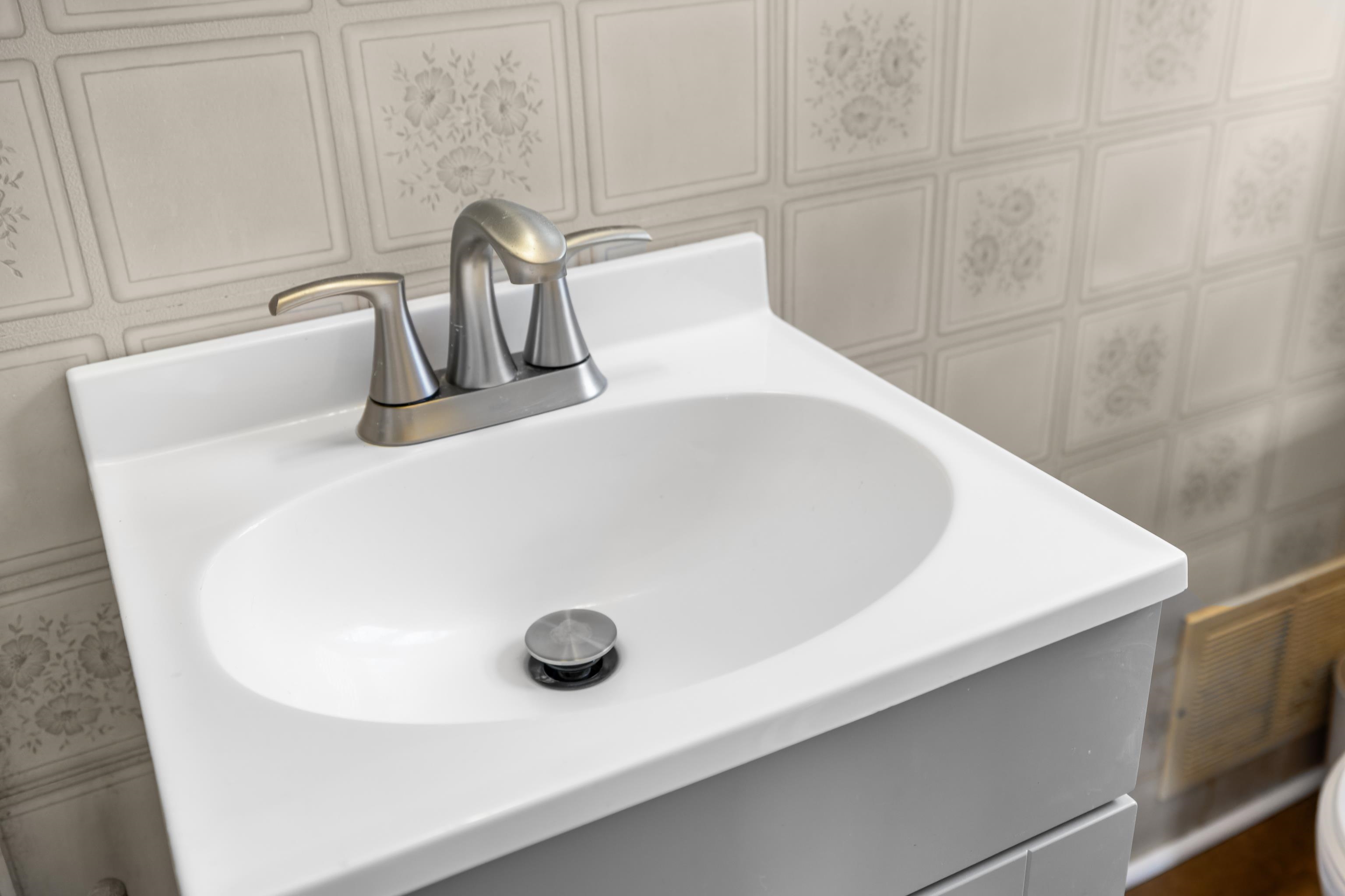 1358 KEESLING AVE, WAYNESBORO, Virginia 22980, 4 Bedrooms Bedrooms, ,1 BathroomBathrooms,Residential,1358 KEESLING AVE,671008 MLS # 671008 1358 KEESLING AVE, WAYNESBORO, Virginia 22980, 4 Bedrooms Bedrooms, ,1 BathroomBathrooms,Residential,1358 KEESLING AVE,671008 MLS # 671008