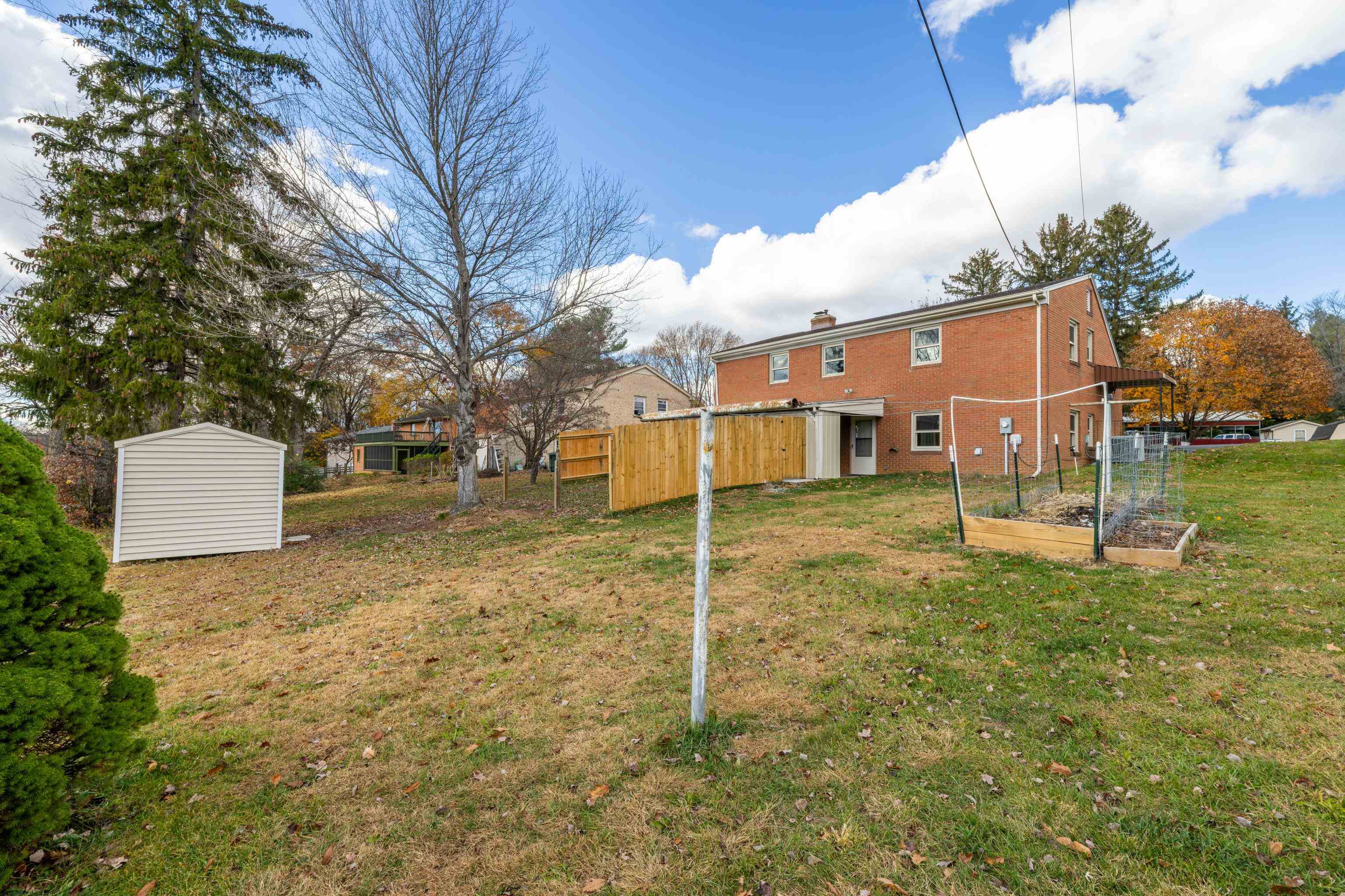 1358 KEESLING AVE, WAYNESBORO, Virginia 22980, 4 Bedrooms Bedrooms, ,1 BathroomBathrooms,Residential,1358 KEESLING AVE,671008 MLS # 671008 1358 KEESLING AVE, WAYNESBORO, Virginia 22980, 4 Bedrooms Bedrooms, ,1 BathroomBathrooms,Residential,1358 KEESLING AVE,671008 MLS # 671008
