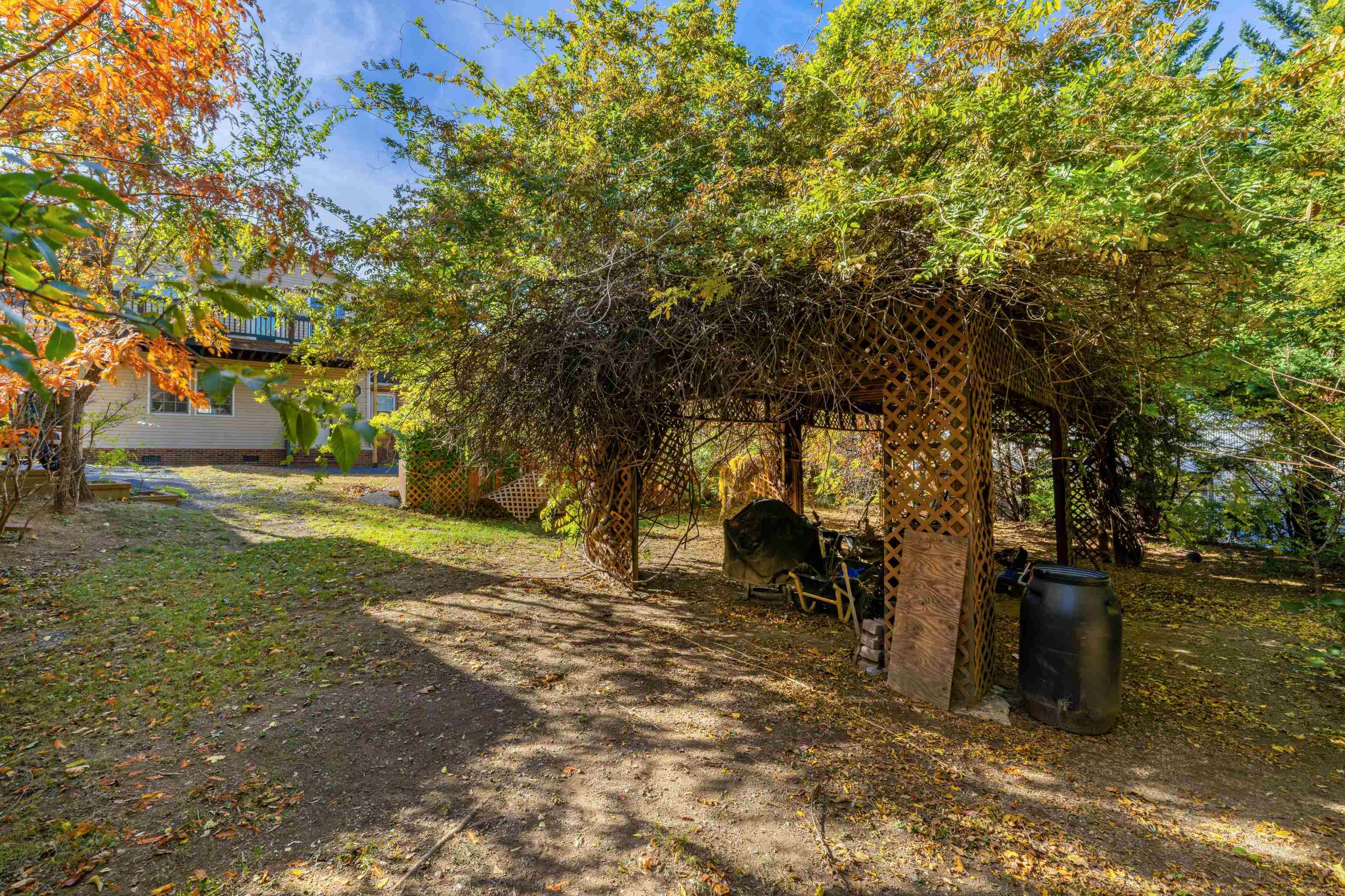 705 RICHMOND AVE, STAUNTON, Virginia 24401, 5 Bedrooms Bedrooms, ,3 BathroomsBathrooms,Residential,705 RICHMOND AVE,671009 MLS # 671009 705 RICHMOND AVE, STAUNTON, Virginia 24401, 5 Bedrooms Bedrooms, ,3 BathroomsBathrooms,Residential,705 RICHMOND AVE,671009 MLS # 671009