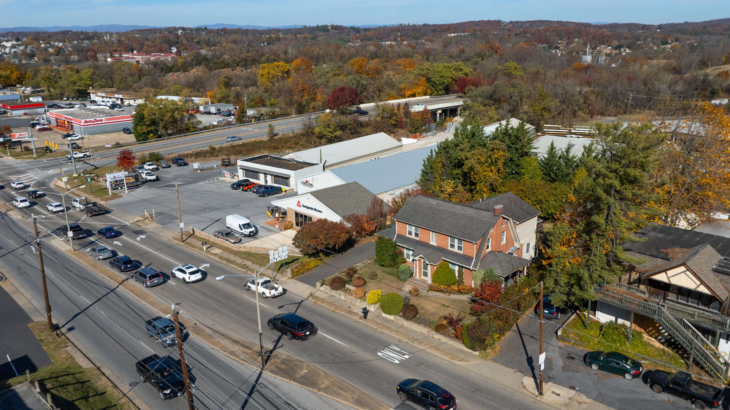 705 RICHMOND AVE, STAUNTON, Virginia 24401, 5 Bedrooms Bedrooms, ,3 BathroomsBathrooms,Residential,705 RICHMOND AVE,671009 MLS # 671009 705 RICHMOND AVE, STAUNTON, Virginia 24401, 5 Bedrooms Bedrooms, ,3 BathroomsBathrooms,Residential,705 RICHMOND AVE,671009 MLS # 671009