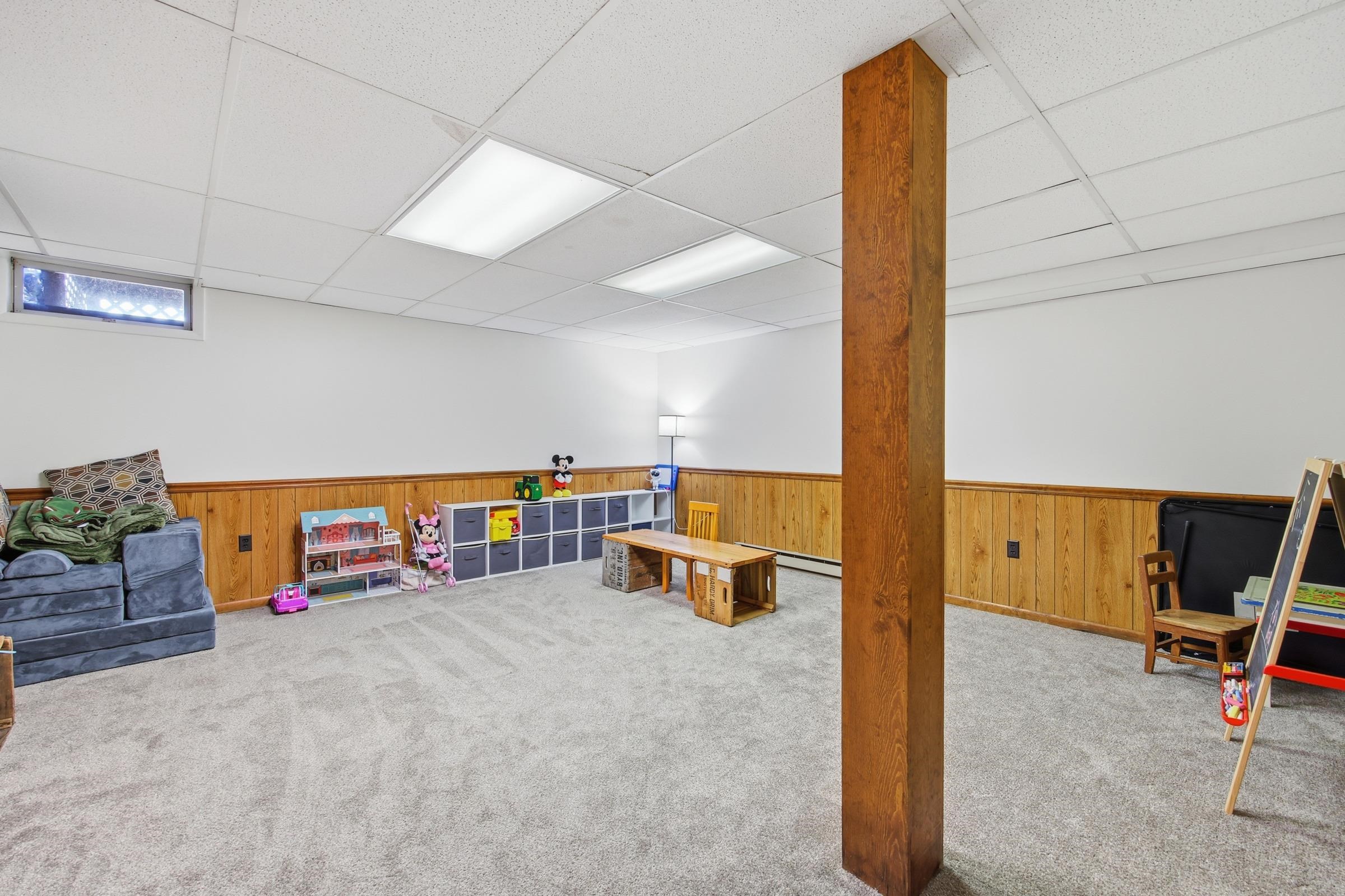 163 E RESERVOIR RD, WOODSTOCK, Virginia 22664, 2 Bedrooms Bedrooms, ,1 BathroomBathrooms,Residential,163 E RESERVOIR RD,671010 MLS # 671010