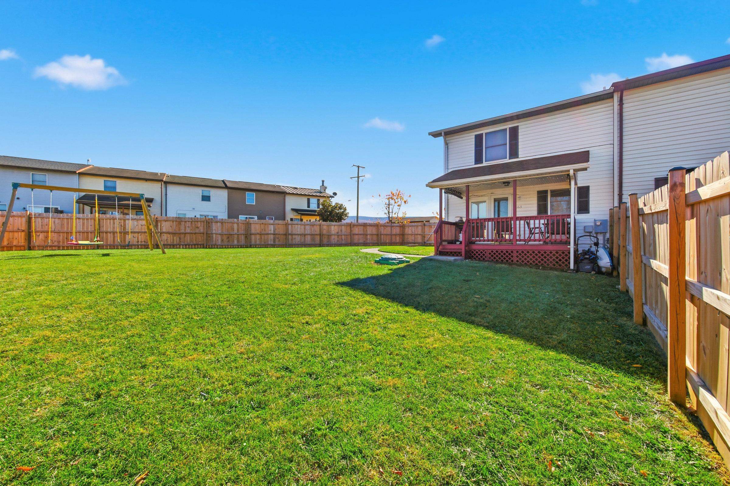 163 E RESERVOIR RD, WOODSTOCK, Virginia 22664, 2 Bedrooms Bedrooms, ,1 BathroomBathrooms,Residential,163 E RESERVOIR RD,671010 MLS # 671010