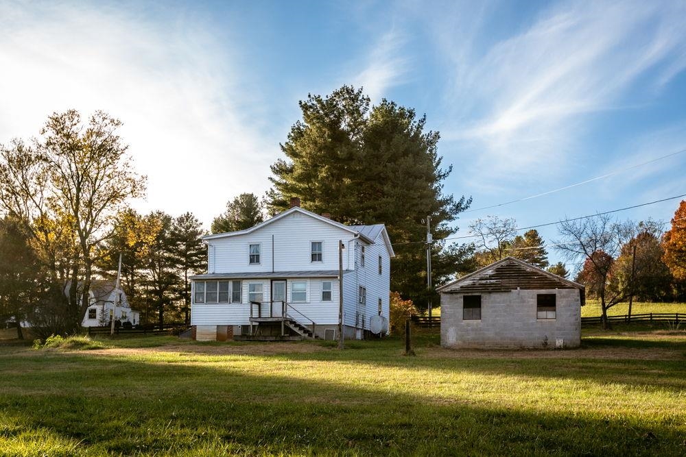 3190 WINSINGER DR, BROADWAY, Virginia 22815, 4 Bedrooms Bedrooms, ,1 BathroomBathrooms,Residential,3190 WINSINGER DR,671017 MLS # 671017