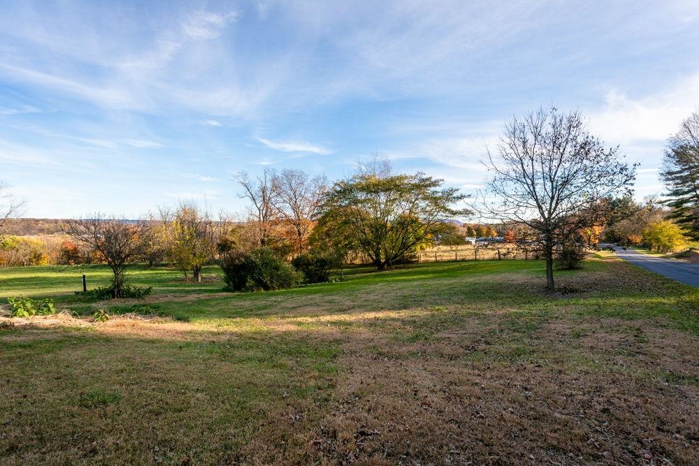 3190 WINSINGER DR, BROADWAY, Virginia 22815, 4 Bedrooms Bedrooms, ,1 BathroomBathrooms,Residential,3190 WINSINGER DR,671017 MLS # 671017