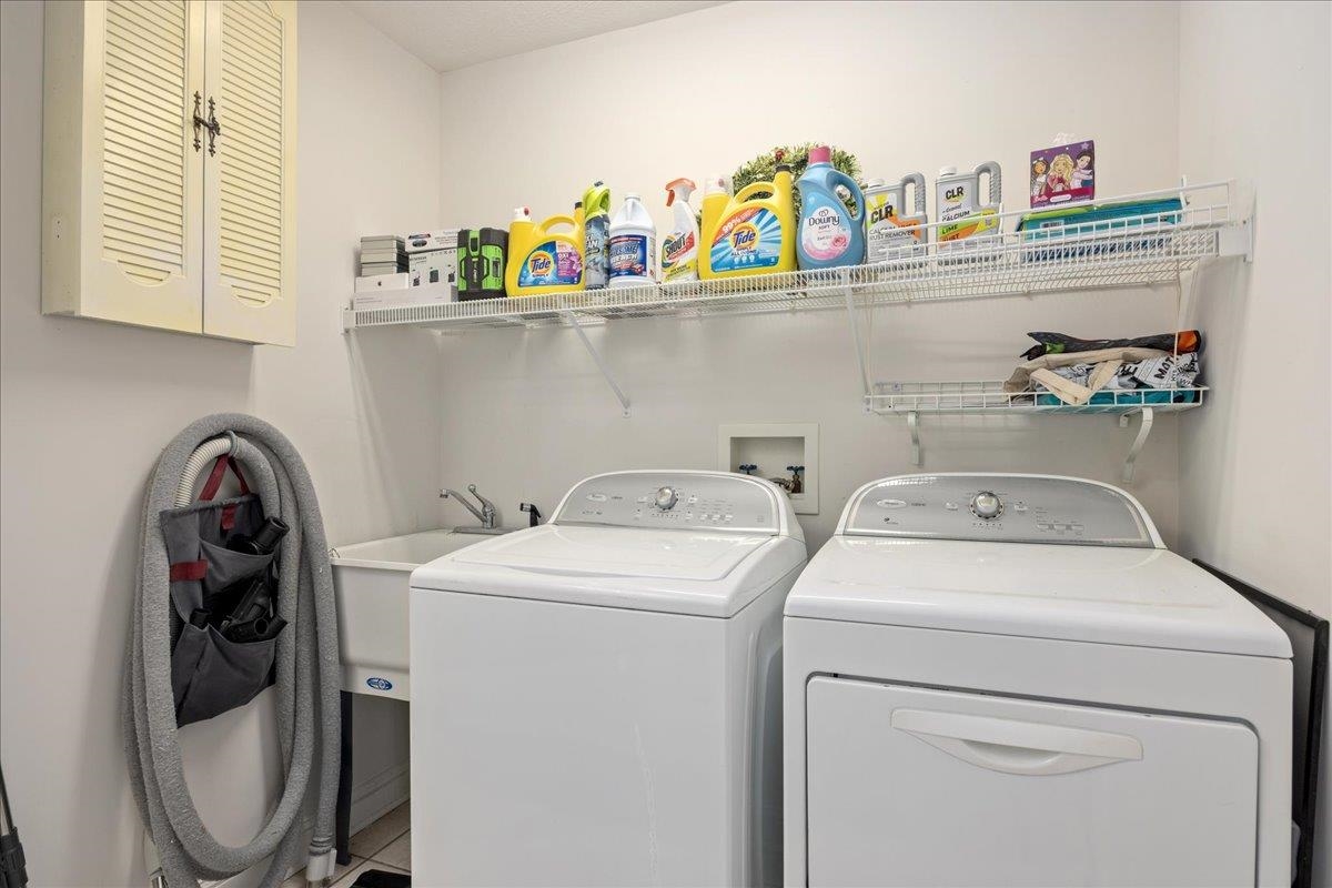 2915 BARRINGTON DR, ROCKINGHAM, Virginia 22801, 3 Bedrooms Bedrooms, ,2 BathroomsBathrooms,Residential,2915 BARRINGTON DR,671020 MLS # 671020 2915 BARRINGTON DR, ROCKINGHAM, Virginia 22801, 3 Bedrooms Bedrooms, ,2 BathroomsBathrooms,Residential,2915 BARRINGTON DR,671020 MLS # 671020