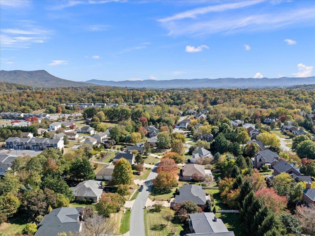 2915 BARRINGTON DR, ROCKINGHAM, Virginia 22801, 3 Bedrooms Bedrooms, ,2 BathroomsBathrooms,Residential,2915 BARRINGTON DR,671020 MLS # 671020 2915 BARRINGTON DR, ROCKINGHAM, Virginia 22801, 3 Bedrooms Bedrooms, ,2 BathroomsBathrooms,Residential,2915 BARRINGTON DR,671020 MLS # 671020