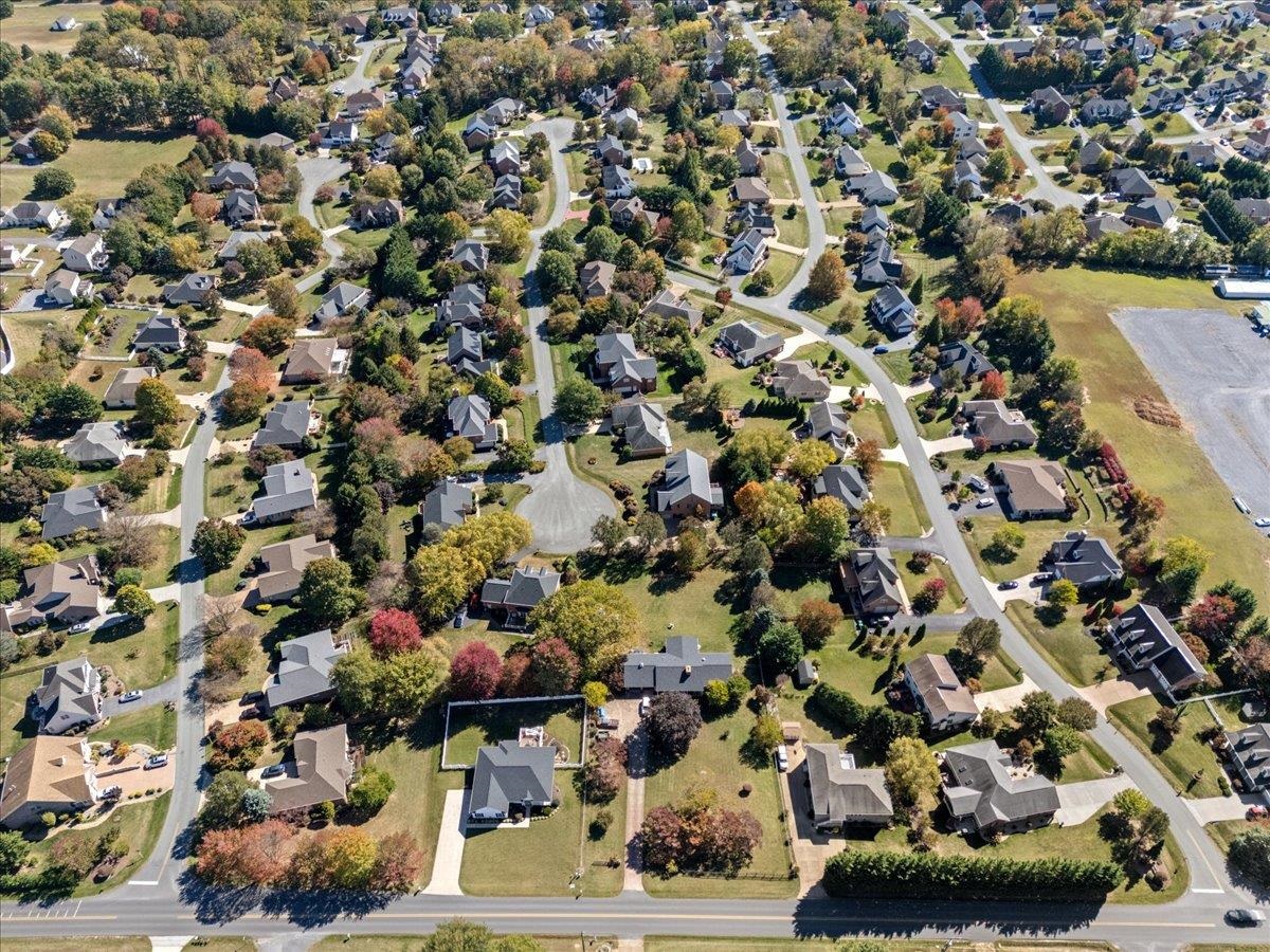 2915 BARRINGTON DR, ROCKINGHAM, Virginia 22801, 3 Bedrooms Bedrooms, ,2 BathroomsBathrooms,Residential,2915 BARRINGTON DR,671020 MLS # 671020 2915 BARRINGTON DR, ROCKINGHAM, Virginia 22801, 3 Bedrooms Bedrooms, ,2 BathroomsBathrooms,Residential,2915 BARRINGTON DR,671020 MLS # 671020