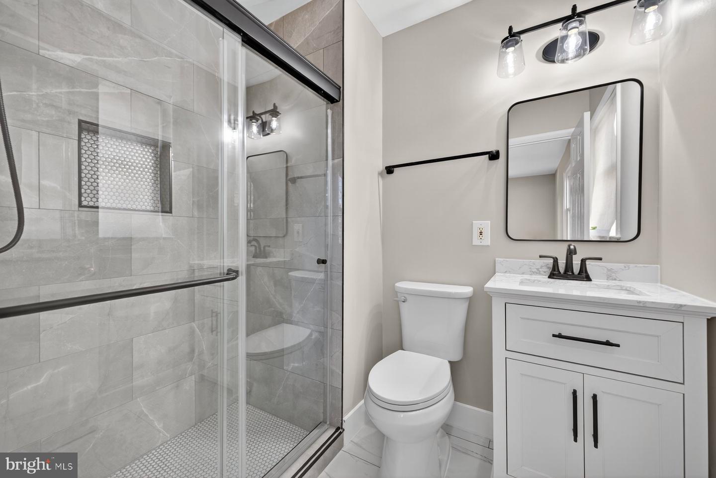 10230 ANTIETAM AVE, FAIRFAX, Virginia 22030, 5 Bedrooms Bedrooms, ,2 BathroomsBathrooms,Residential,For sale,10230 ANTIETAM AVE,VAFC2007188 MLS # VAFC2007188