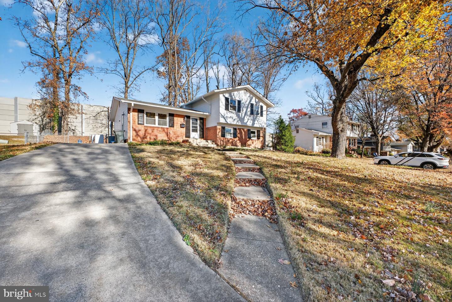 10230 ANTIETAM AVE, FAIRFAX, Virginia 22030, 5 Bedrooms Bedrooms, ,2 BathroomsBathrooms,Residential,For sale,10230 ANTIETAM AVE,VAFC2007188 MLS # VAFC2007188