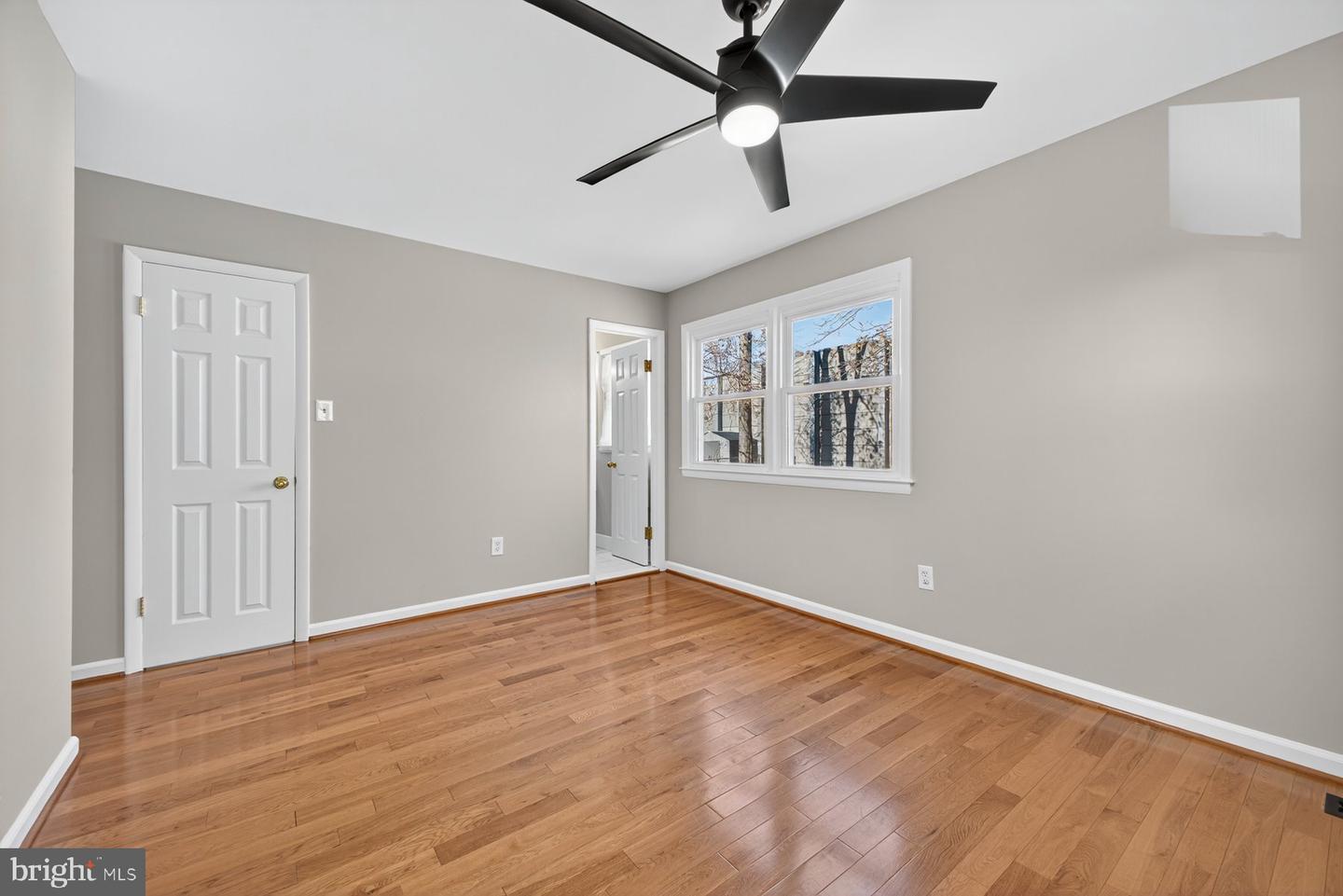 10230 ANTIETAM AVE, FAIRFAX, Virginia 22030, 5 Bedrooms Bedrooms, ,2 BathroomsBathrooms,Residential,For sale,10230 ANTIETAM AVE,VAFC2007188 MLS # VAFC2007188