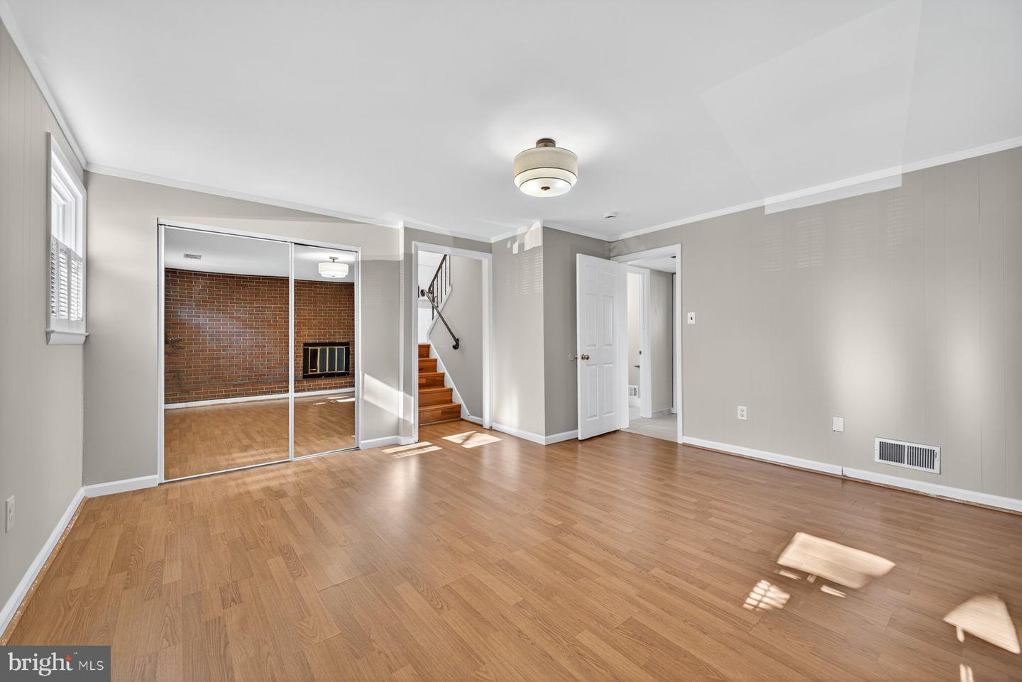 10230 ANTIETAM AVE, FAIRFAX, Virginia 22030, 5 Bedrooms Bedrooms, ,2 BathroomsBathrooms,Residential,For sale,10230 ANTIETAM AVE,VAFC2007188 MLS # VAFC2007188