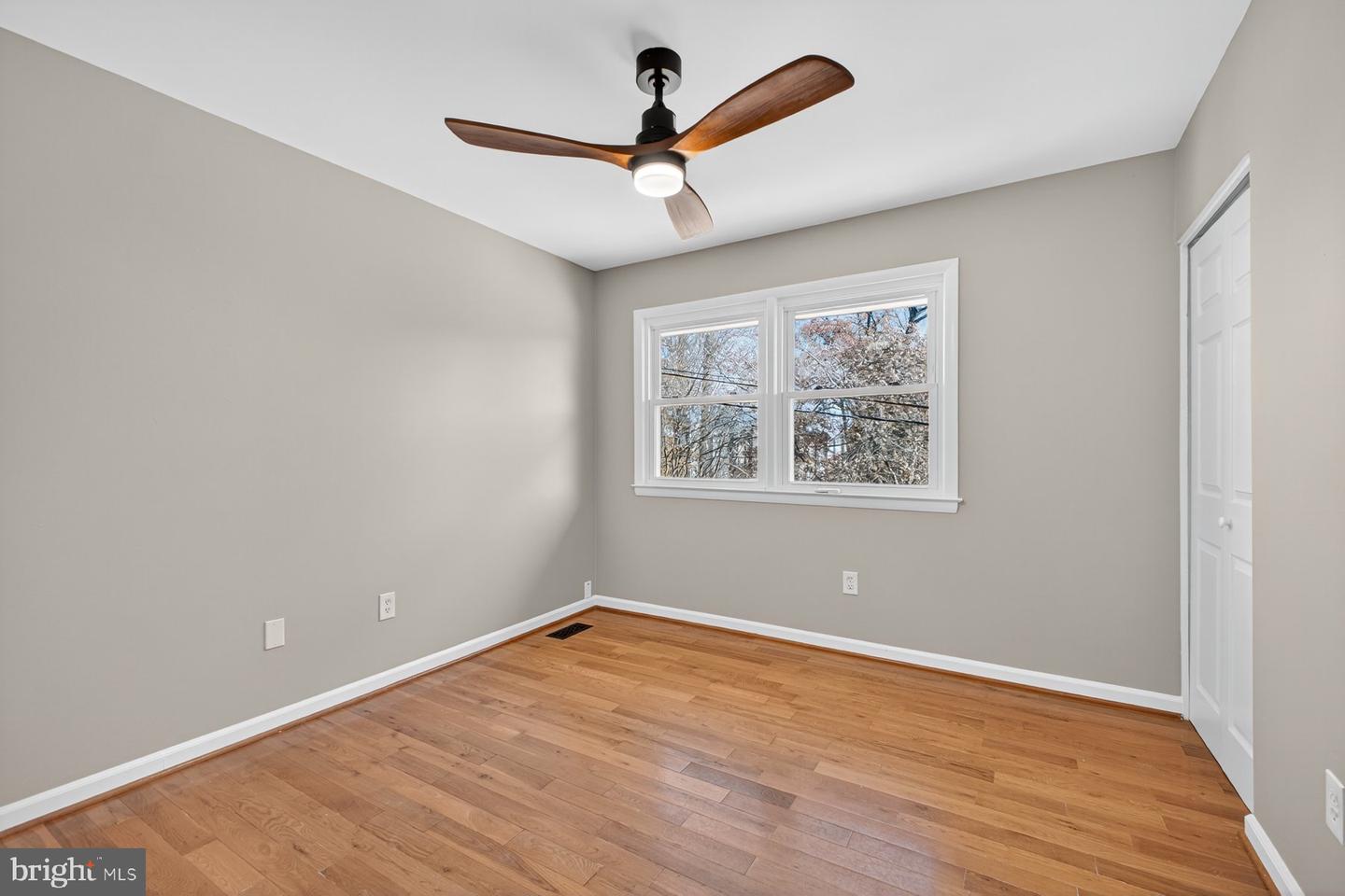 10230 ANTIETAM AVE, FAIRFAX, Virginia 22030, 5 Bedrooms Bedrooms, ,2 BathroomsBathrooms,Residential,For sale,10230 ANTIETAM AVE,VAFC2007188 MLS # VAFC2007188