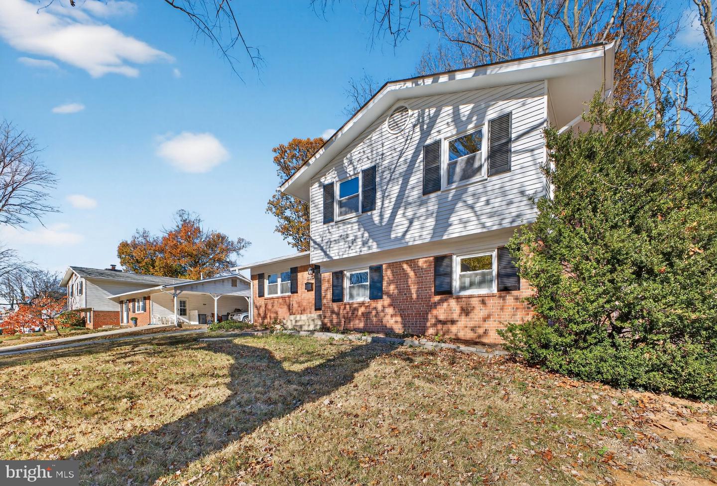 10230 ANTIETAM AVE, FAIRFAX, Virginia 22030, 5 Bedrooms Bedrooms, ,2 BathroomsBathrooms,Residential,For sale,10230 ANTIETAM AVE,VAFC2007188 MLS # VAFC2007188