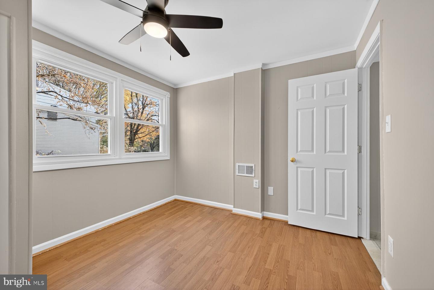 10230 ANTIETAM AVE, FAIRFAX, Virginia 22030, 5 Bedrooms Bedrooms, ,2 BathroomsBathrooms,Residential,For sale,10230 ANTIETAM AVE,VAFC2007188 MLS # VAFC2007188