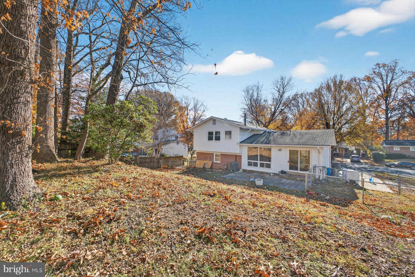 10230 ANTIETAM AVE, FAIRFAX, Virginia 22030, 5 Bedrooms Bedrooms, ,2 BathroomsBathrooms,Residential,For sale,10230 ANTIETAM AVE,VAFC2007188 MLS # VAFC2007188