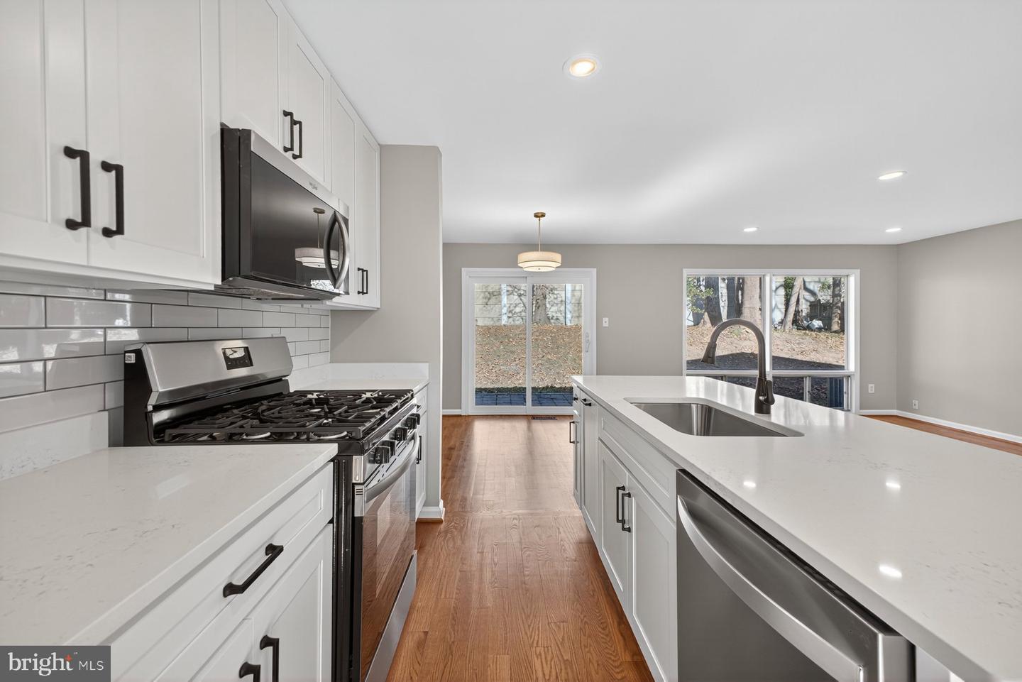 10230 ANTIETAM AVE, FAIRFAX, Virginia 22030, 5 Bedrooms Bedrooms, ,2 BathroomsBathrooms,Residential,For sale,10230 ANTIETAM AVE,VAFC2007188 MLS # VAFC2007188