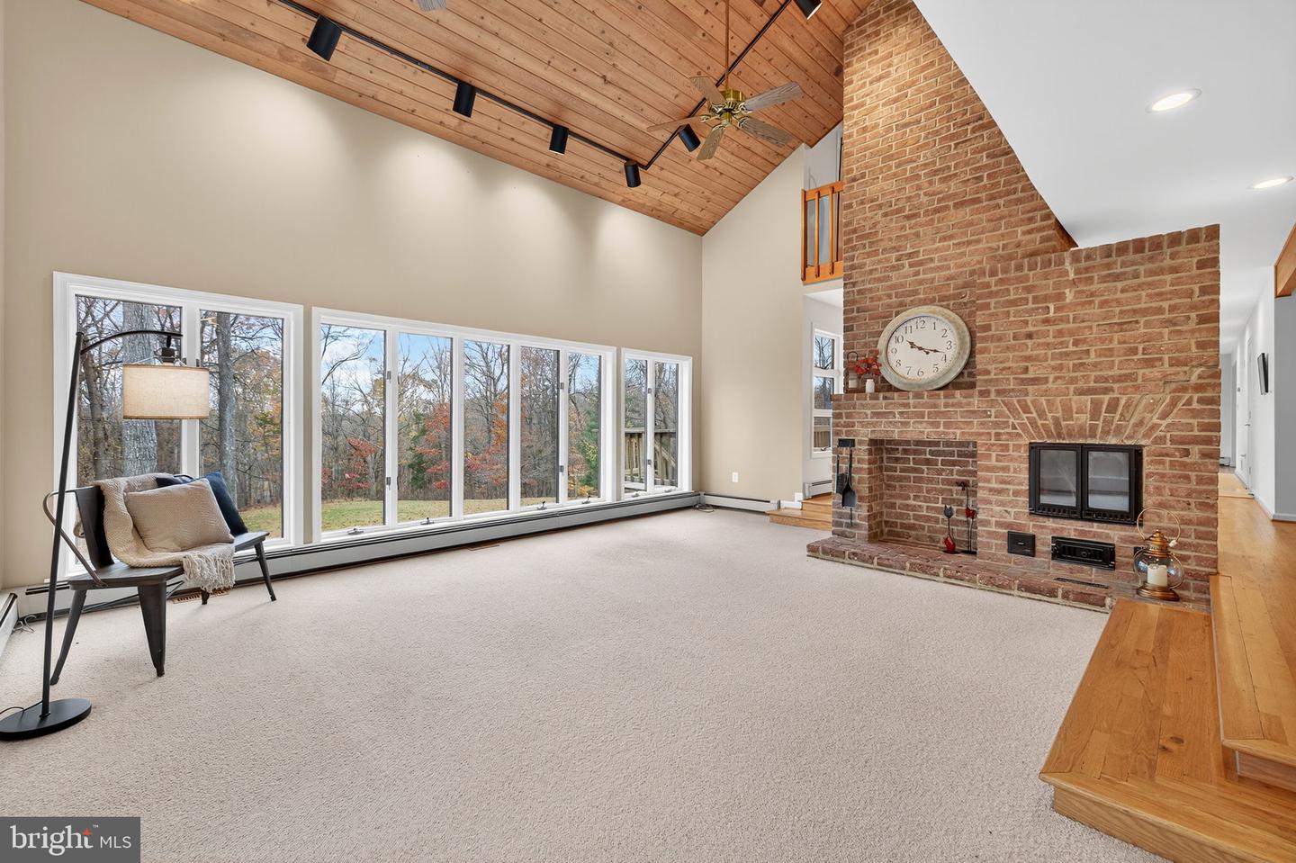 8423 LOCK LN, WARRENTON, Virginia 20186, 3 Bedrooms Bedrooms, ,3 BathroomsBathrooms,Residential,For sale,8423 LOCK LN,VAFQ2019374 MLS # VAFQ2019374