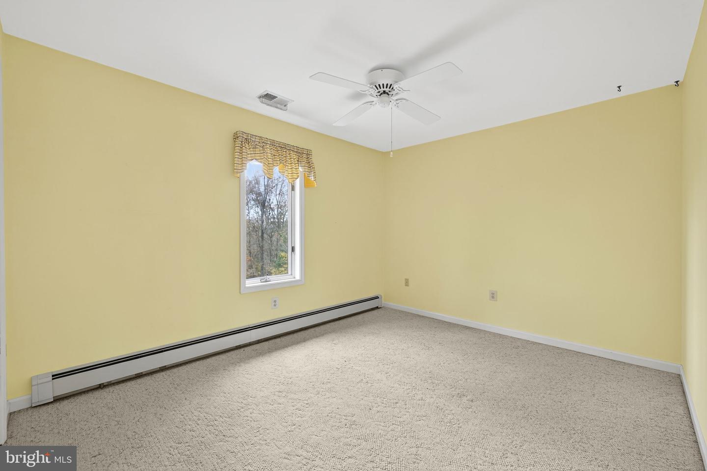 8423 LOCK LN, WARRENTON, Virginia 20186, 3 Bedrooms Bedrooms, ,3 BathroomsBathrooms,Residential,For sale,8423 LOCK LN,VAFQ2019374 MLS # VAFQ2019374