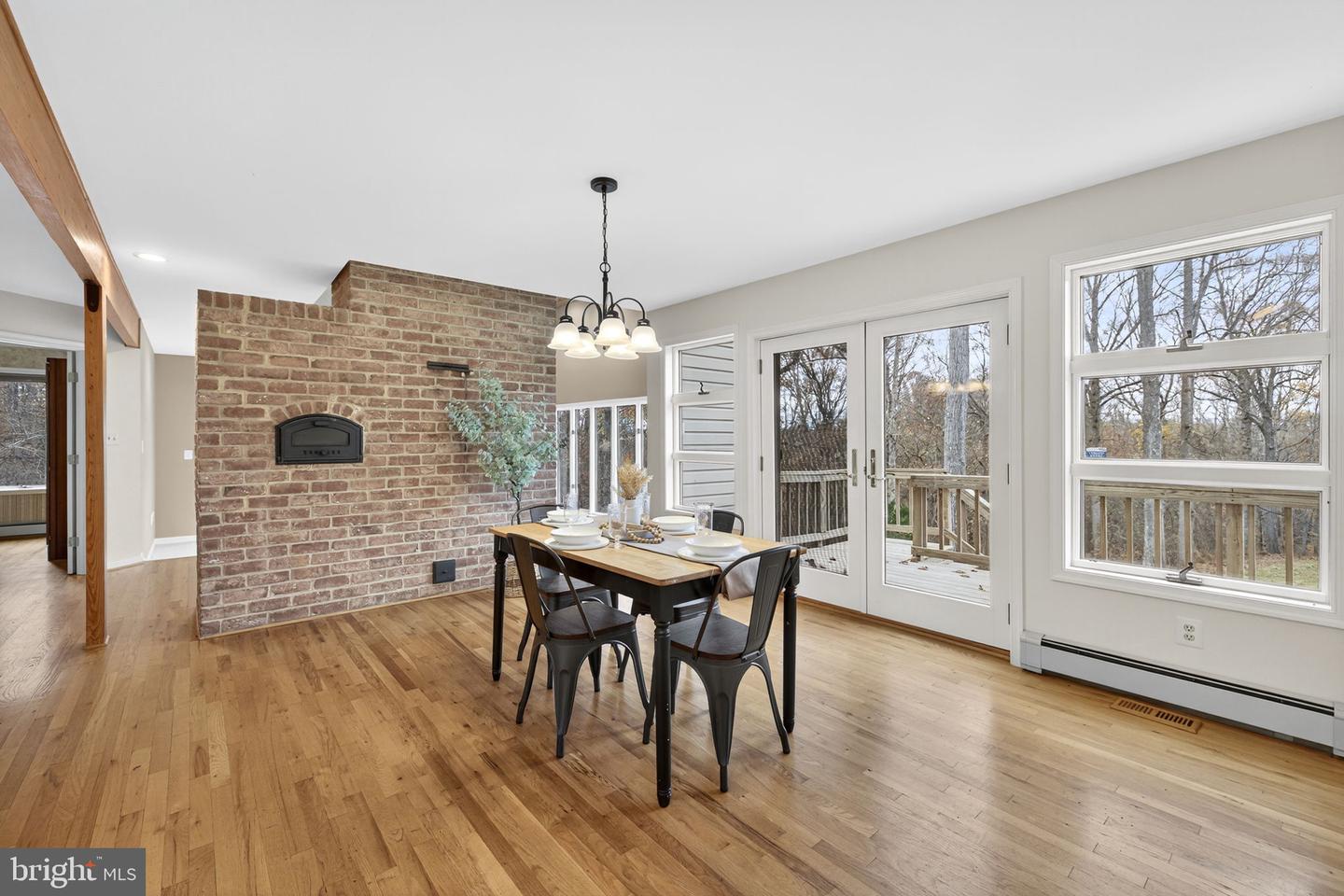 8423 LOCK LN, WARRENTON, Virginia 20186, 3 Bedrooms Bedrooms, ,3 BathroomsBathrooms,Residential,For sale,8423 LOCK LN,VAFQ2019374 MLS # VAFQ2019374