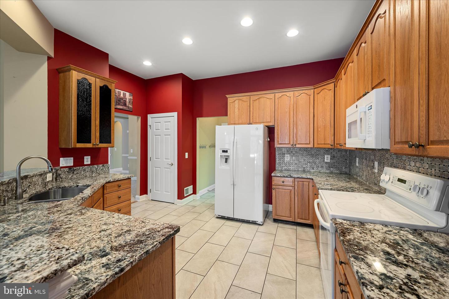 15428 CHAMPIONSHIP DR, HAYMARKET, Virginia 20169, 3 Bedrooms Bedrooms, ,3 BathroomsBathrooms,Residential,For sale,15428 CHAMPIONSHIP DR,VAPW2106280 MLS # VAPW2106280