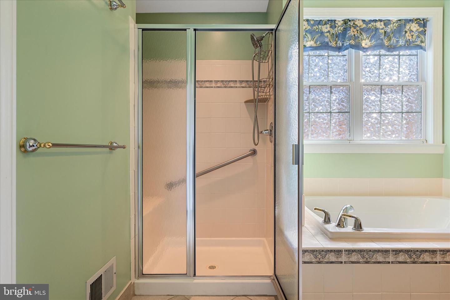 15428 CHAMPIONSHIP DR, HAYMARKET, Virginia 20169, 3 Bedrooms Bedrooms, ,3 BathroomsBathrooms,Residential,For sale,15428 CHAMPIONSHIP DR,VAPW2106280 MLS # VAPW2106280