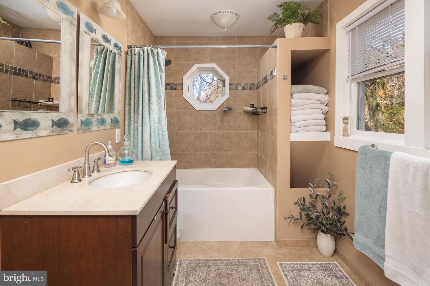 11999 MANNING RD, MANASSAS, Virginia 20112, 2 Bedrooms Bedrooms, ,2 BathroomsBathrooms,Residential,For sale,11999 MANNING RD,VAPW2106508 MLS # VAPW2106508