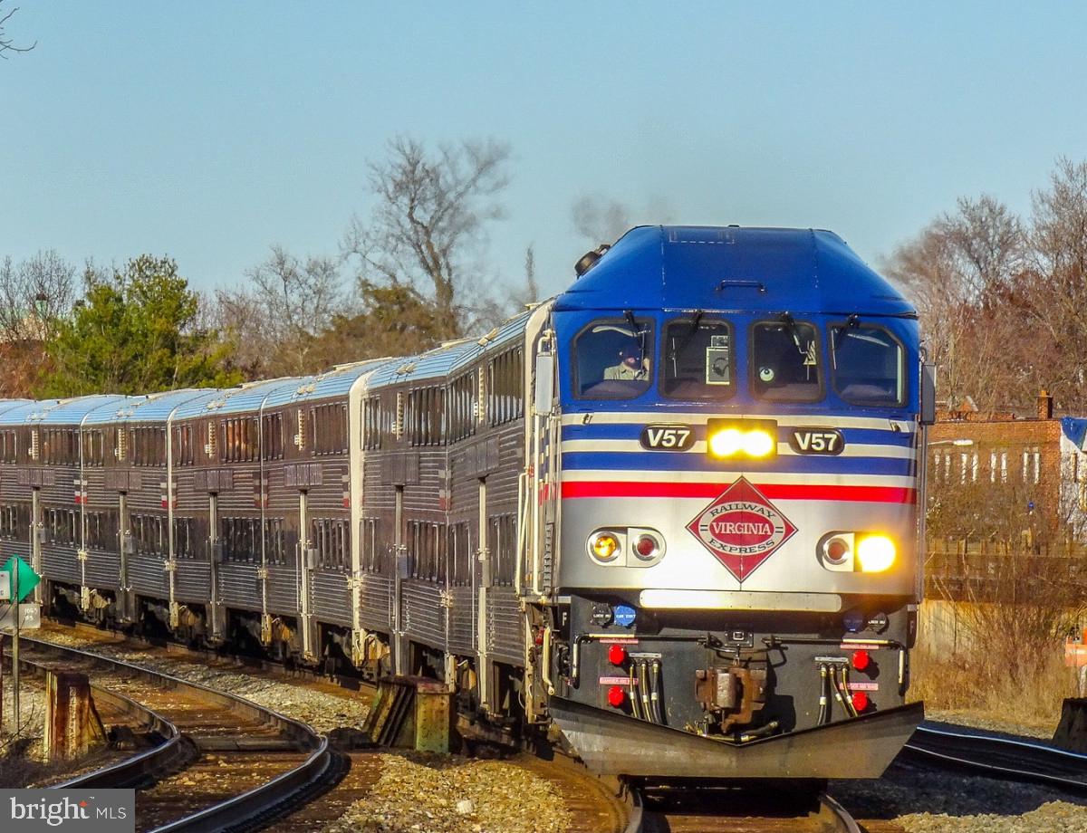 11999 MANNING RD, MANASSAS, Virginia 20112, 2 Bedrooms Bedrooms, ,2 BathroomsBathrooms,Residential,For sale,11999 MANNING RD,VAPW2106508 MLS # VAPW2106508